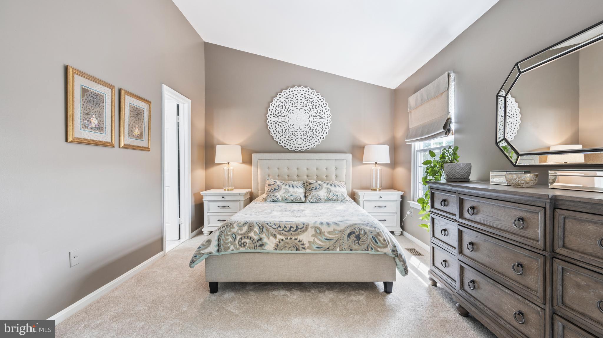 SEQUOIA LEA - Residential