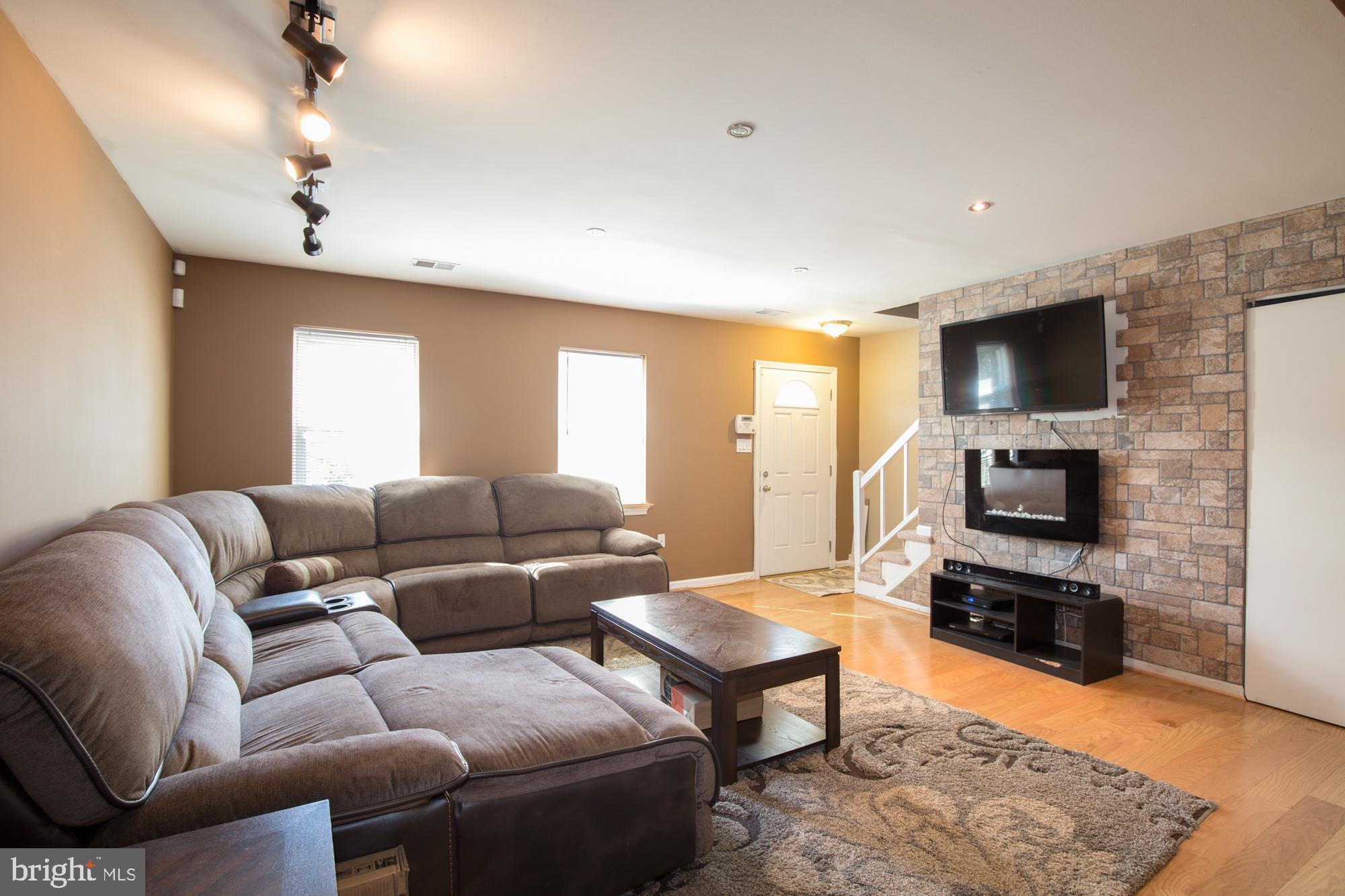 JEFFERSON PLACE - Residential