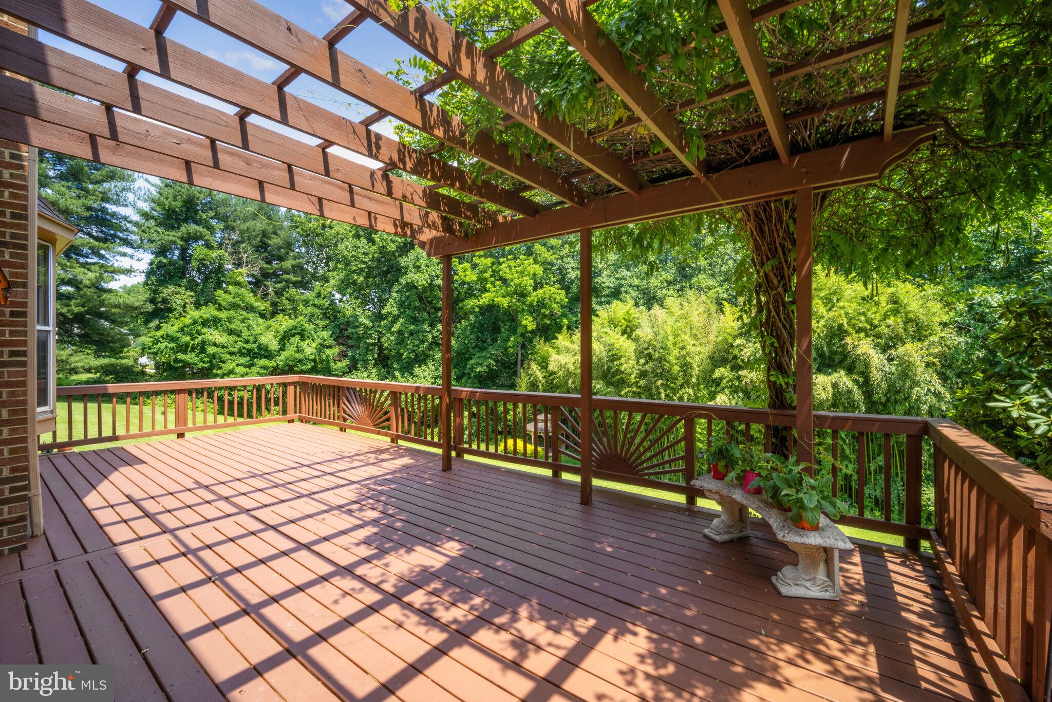 RIVERS EDGE - Residential