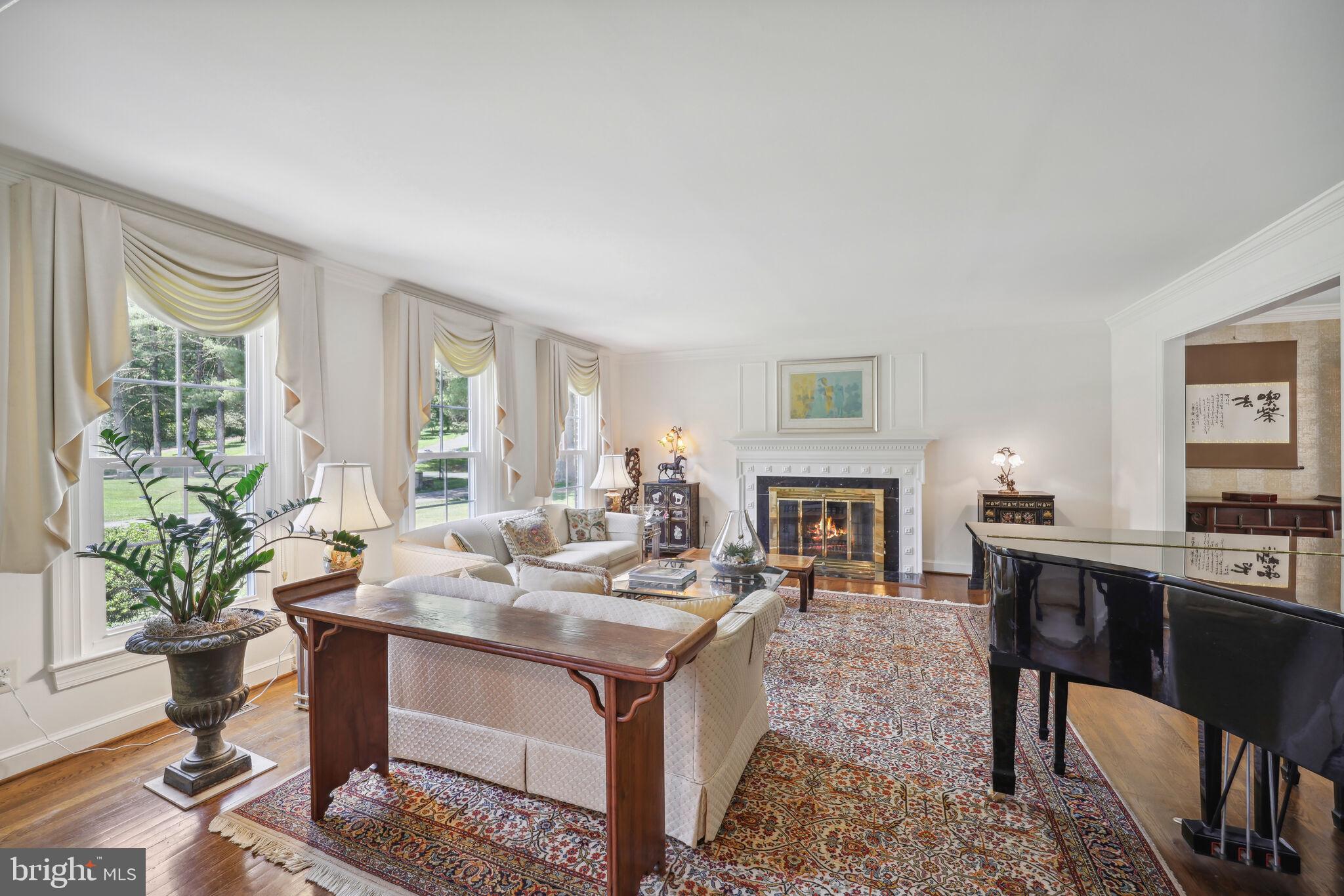 RIVERS EDGE - Residential