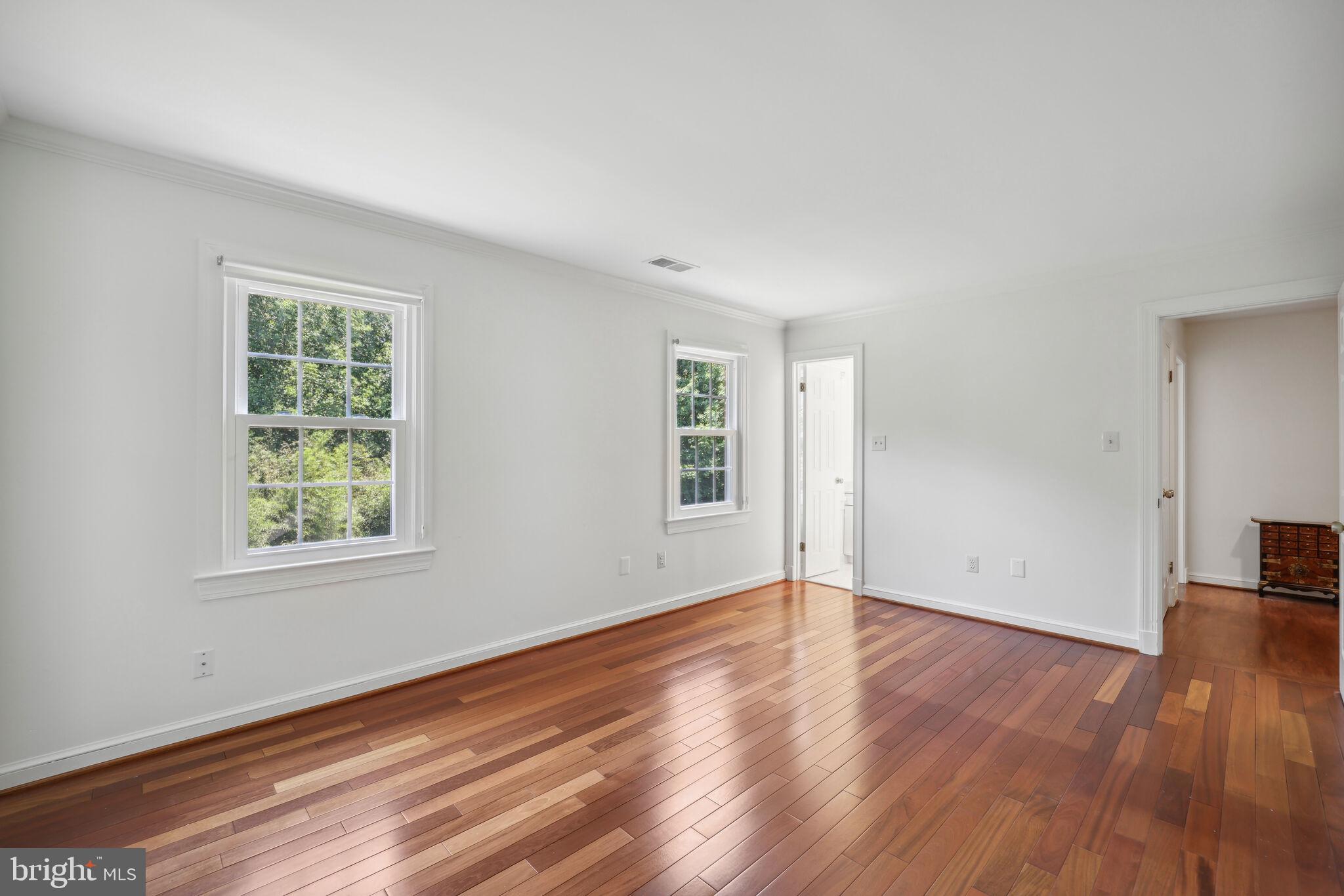 RIVERS EDGE - Residential