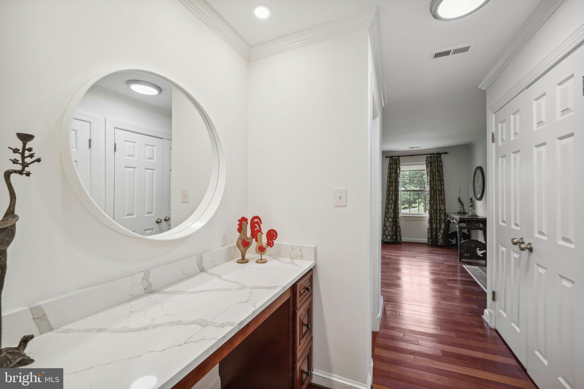 RIVERS EDGE - Residential