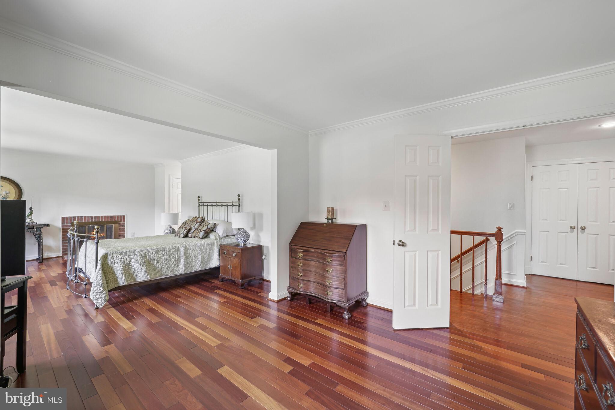 RIVERS EDGE - Residential