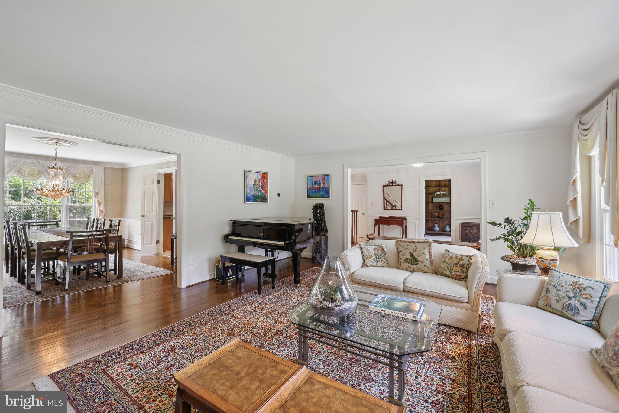 RIVERS EDGE - Residential