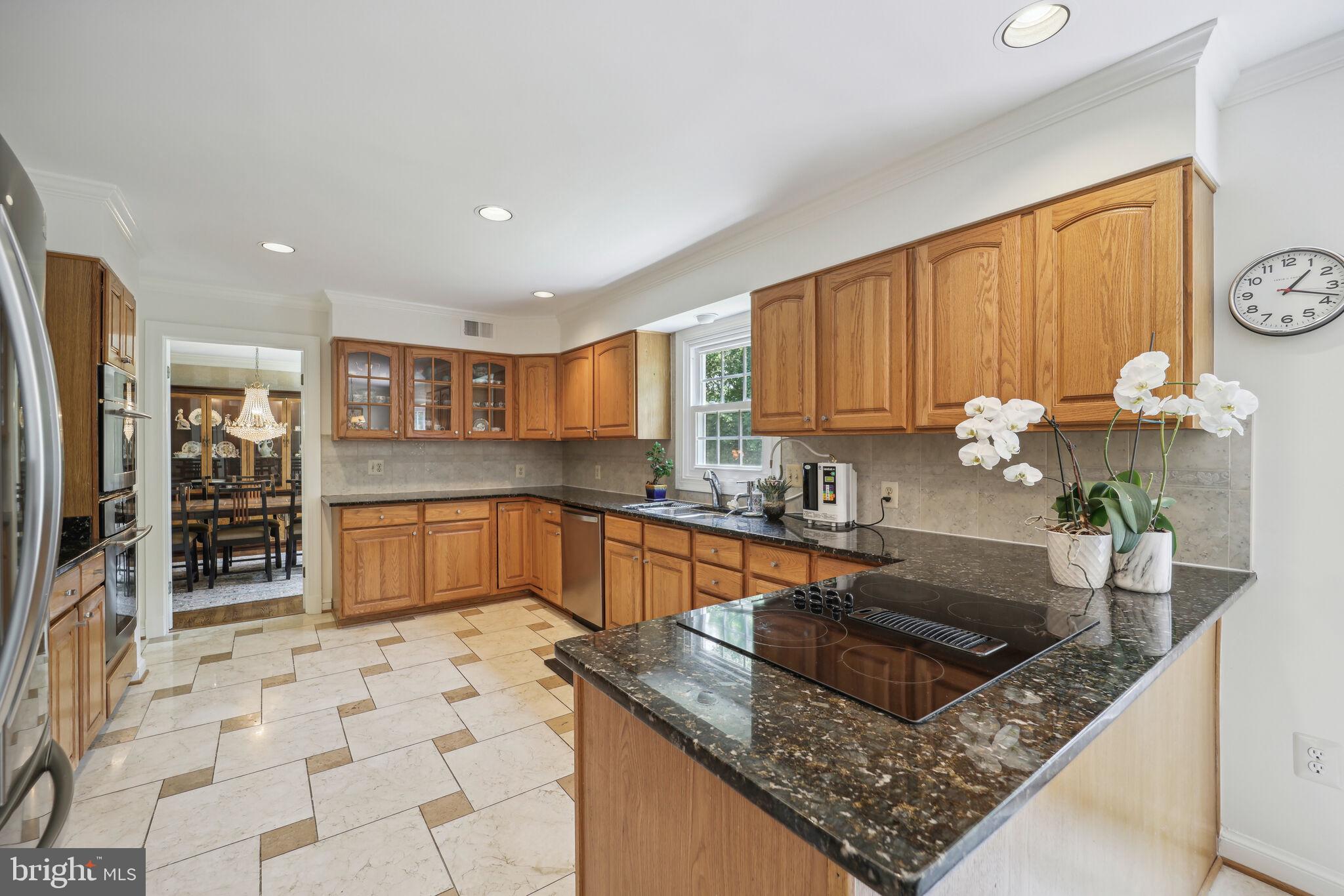 RIVERS EDGE - Residential