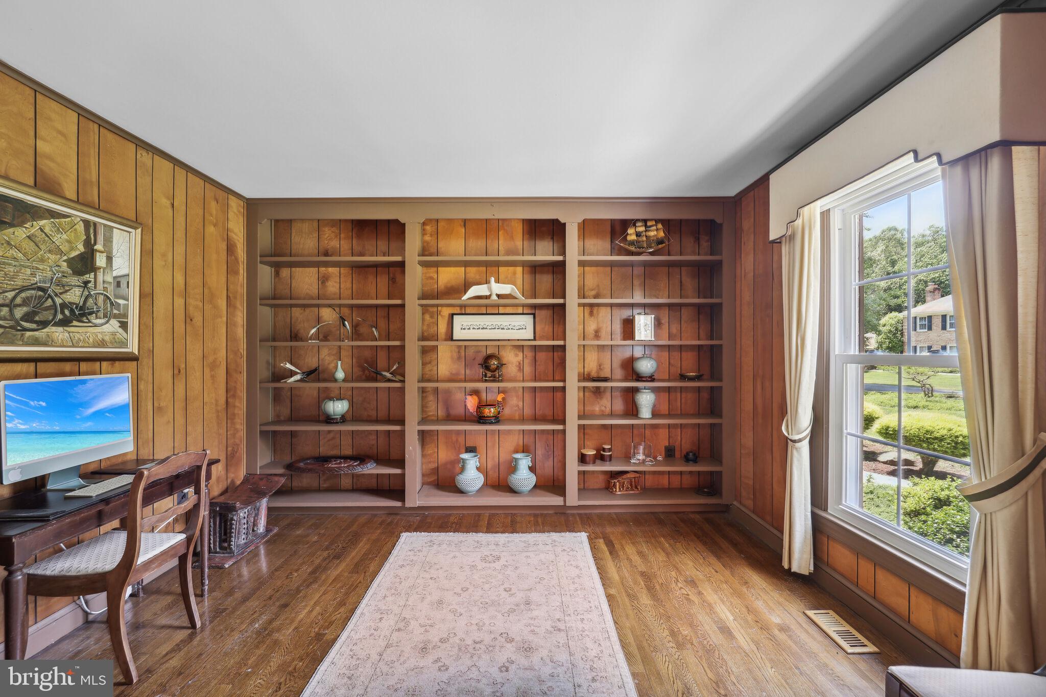 RIVERS EDGE - Residential