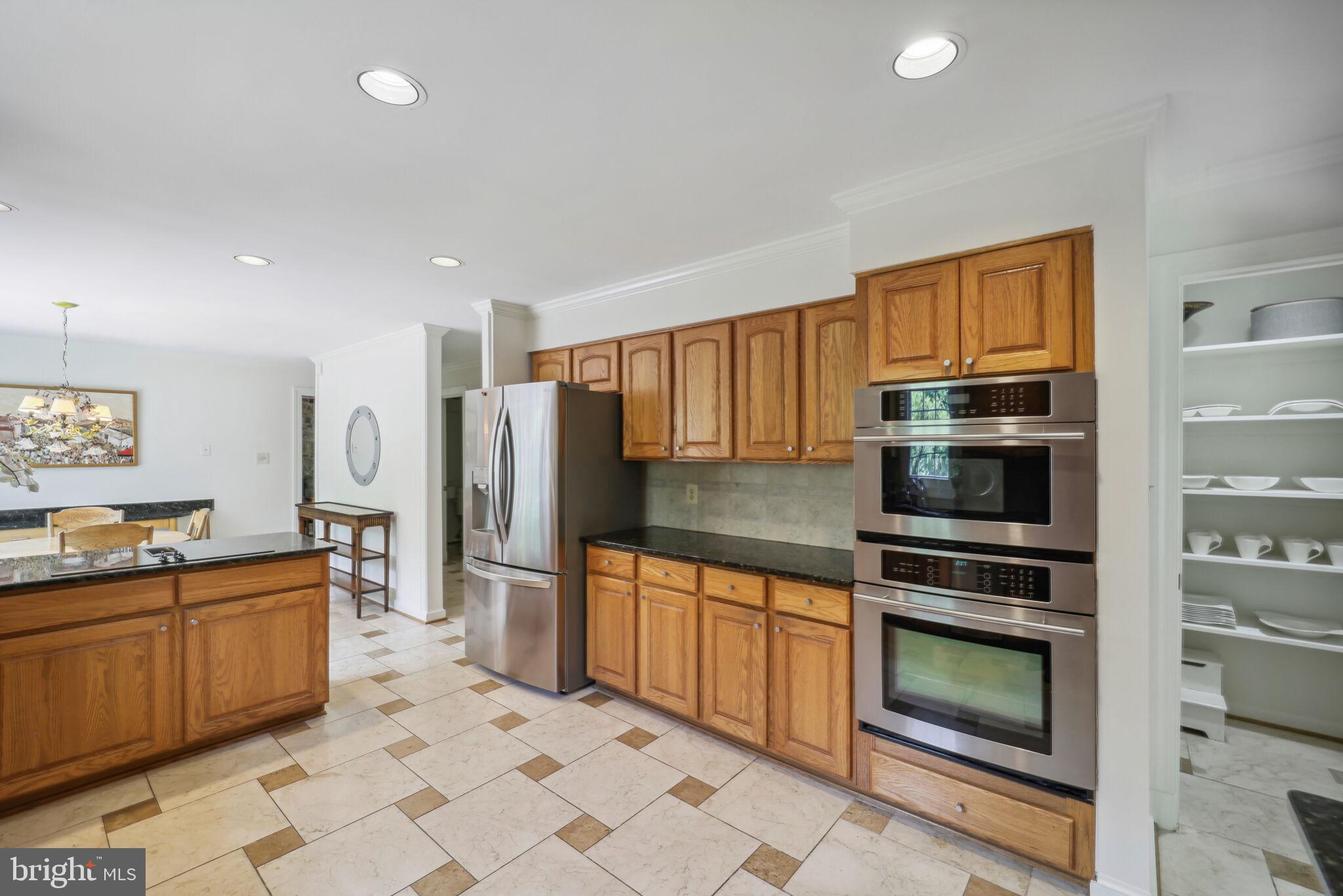 RIVERS EDGE - Residential