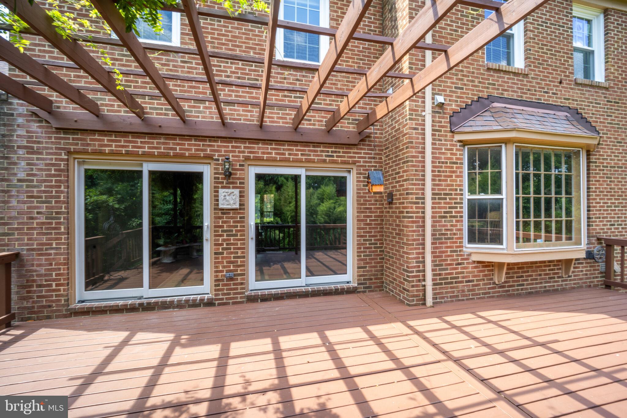 RIVERS EDGE - Residential