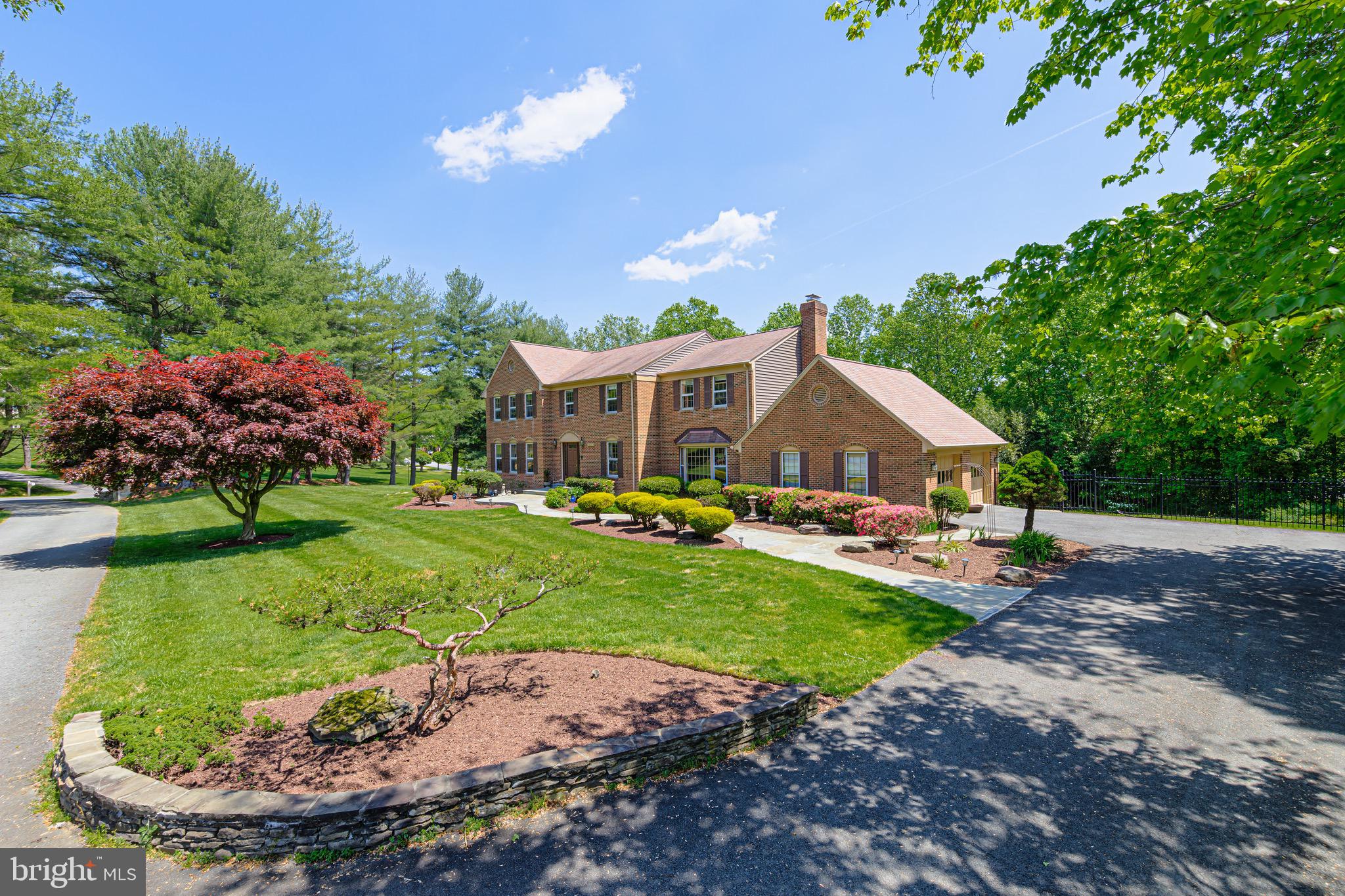 RIVERS EDGE - Residential