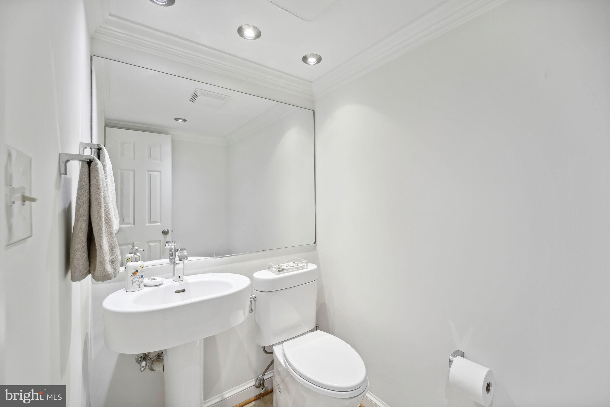 RIVERS EDGE - Residential