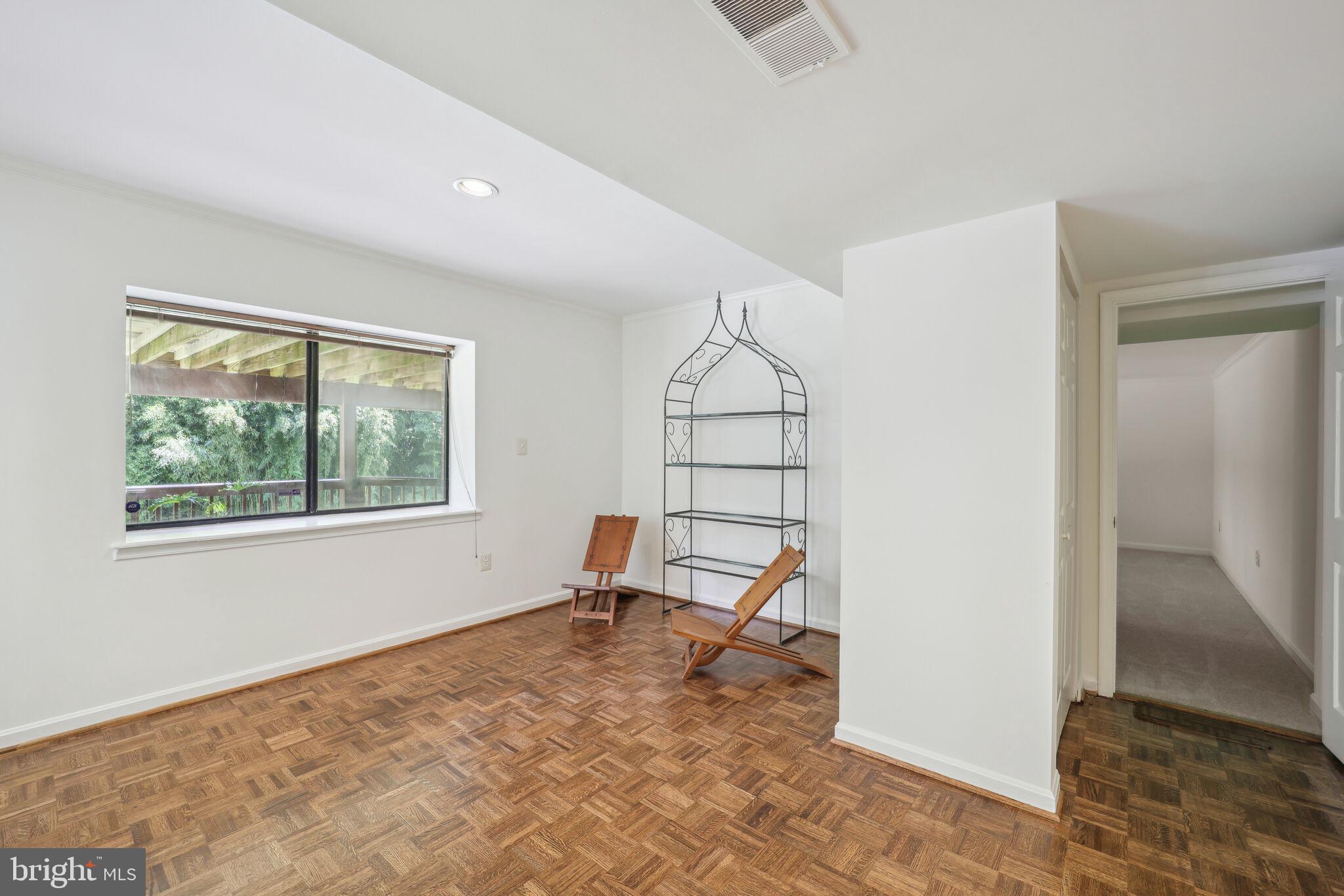 RIVERS EDGE - Residential