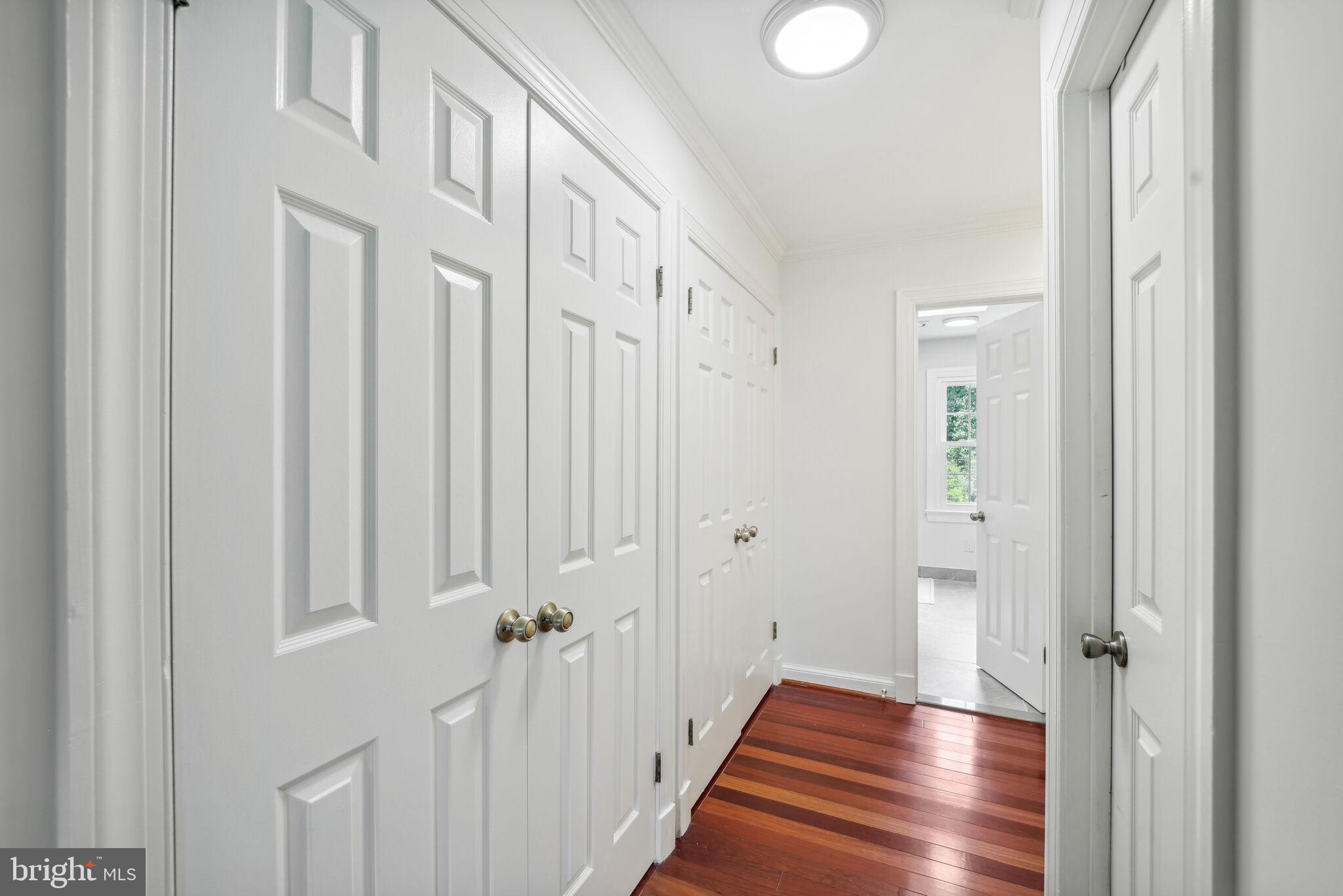 RIVERS EDGE - Residential