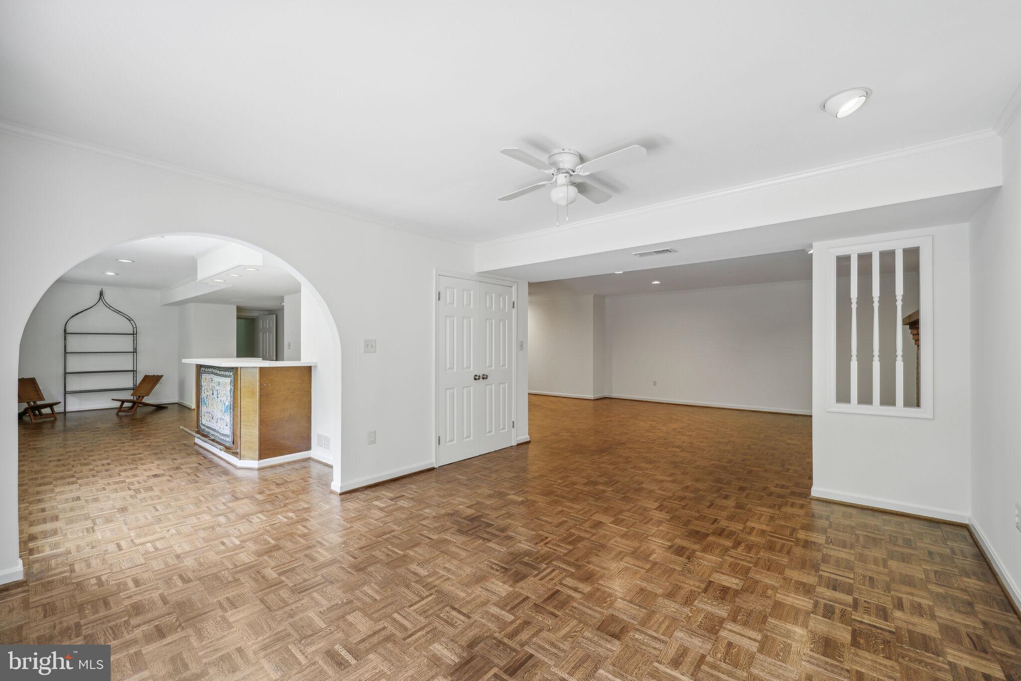 RIVERS EDGE - Residential