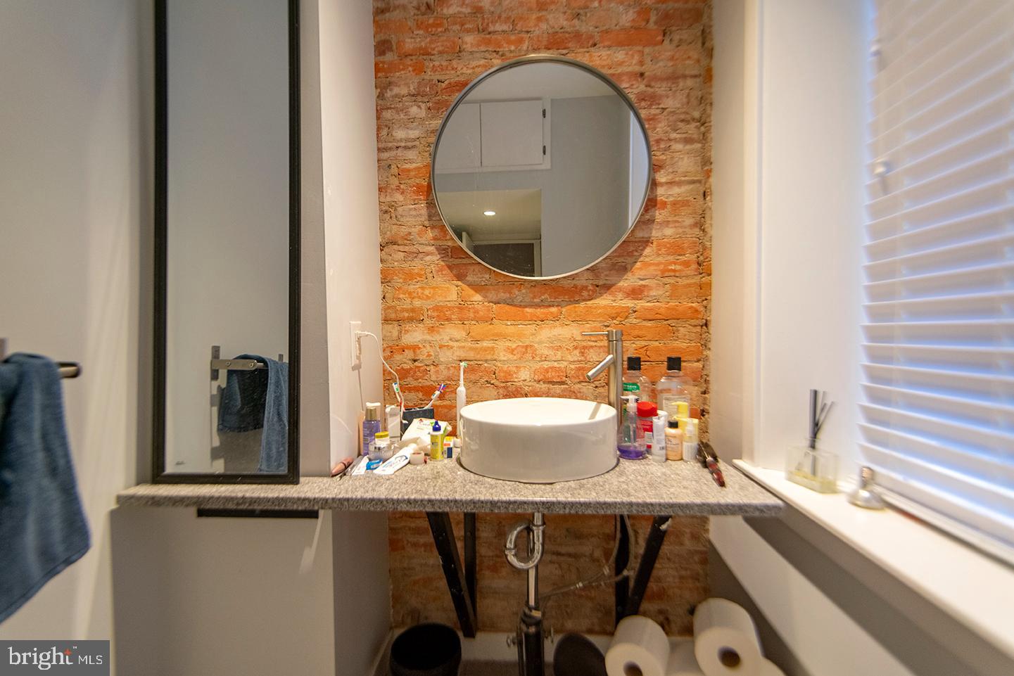 WASHINGTON SQ WEST - Residential Lease