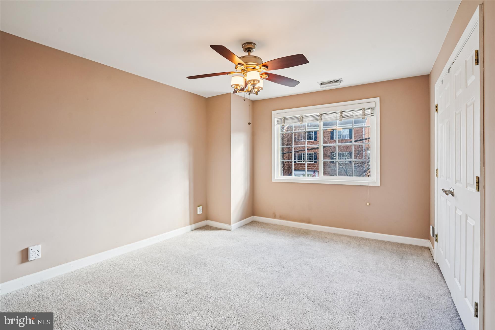 PARKSIDE AT ALEXANDRIA - Residential