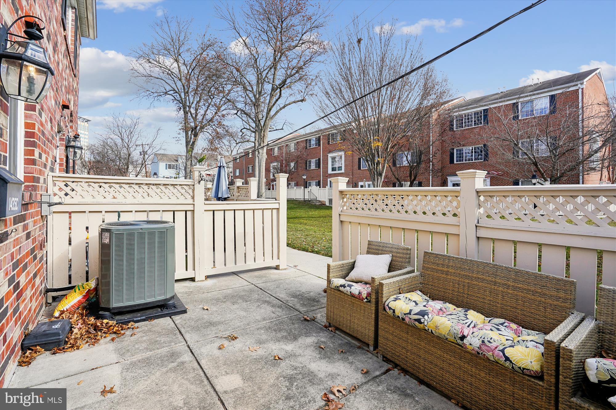 PARKSIDE AT ALEXANDRIA - Residential