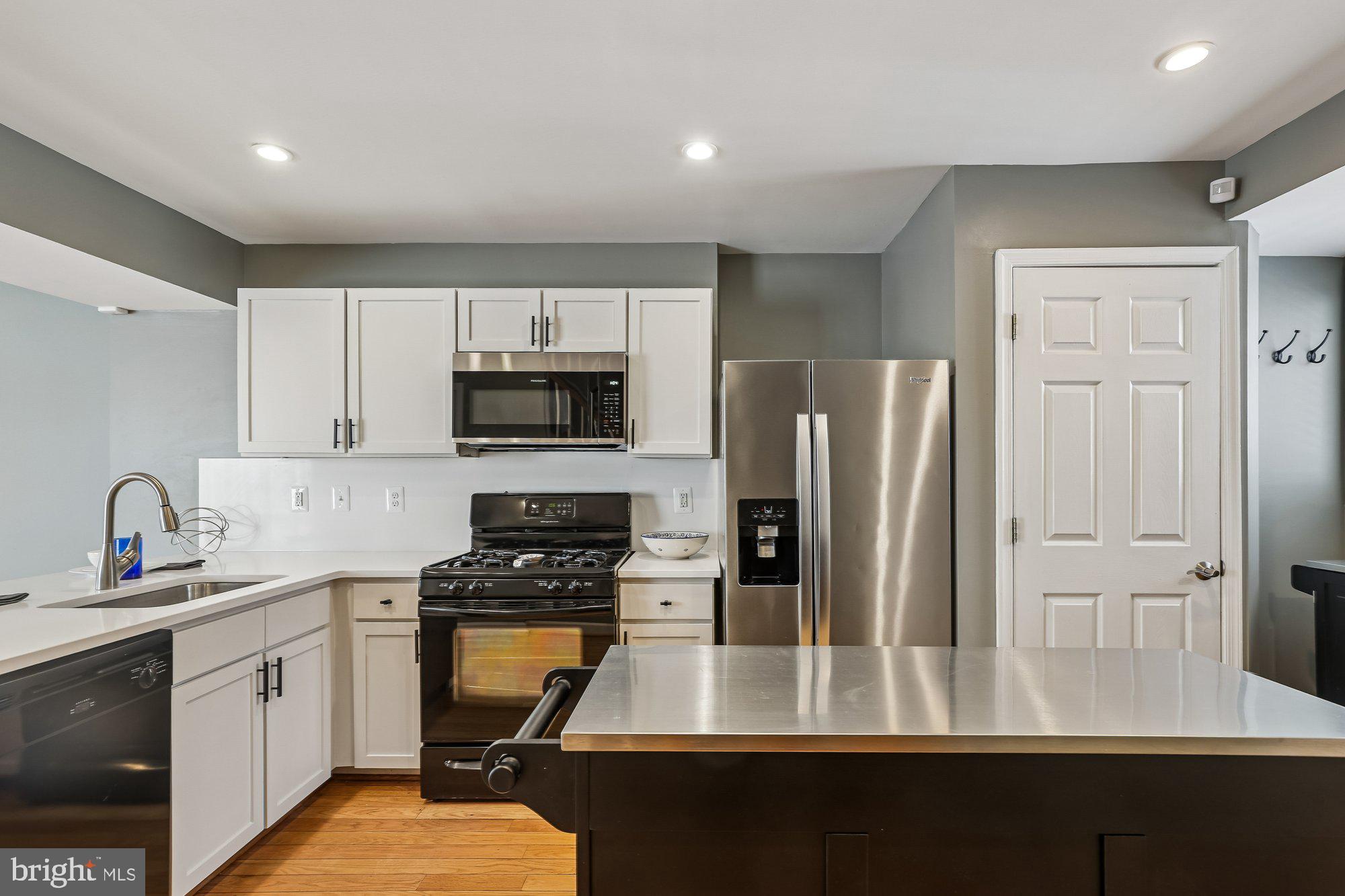 1435 N VAN DORN STREET C