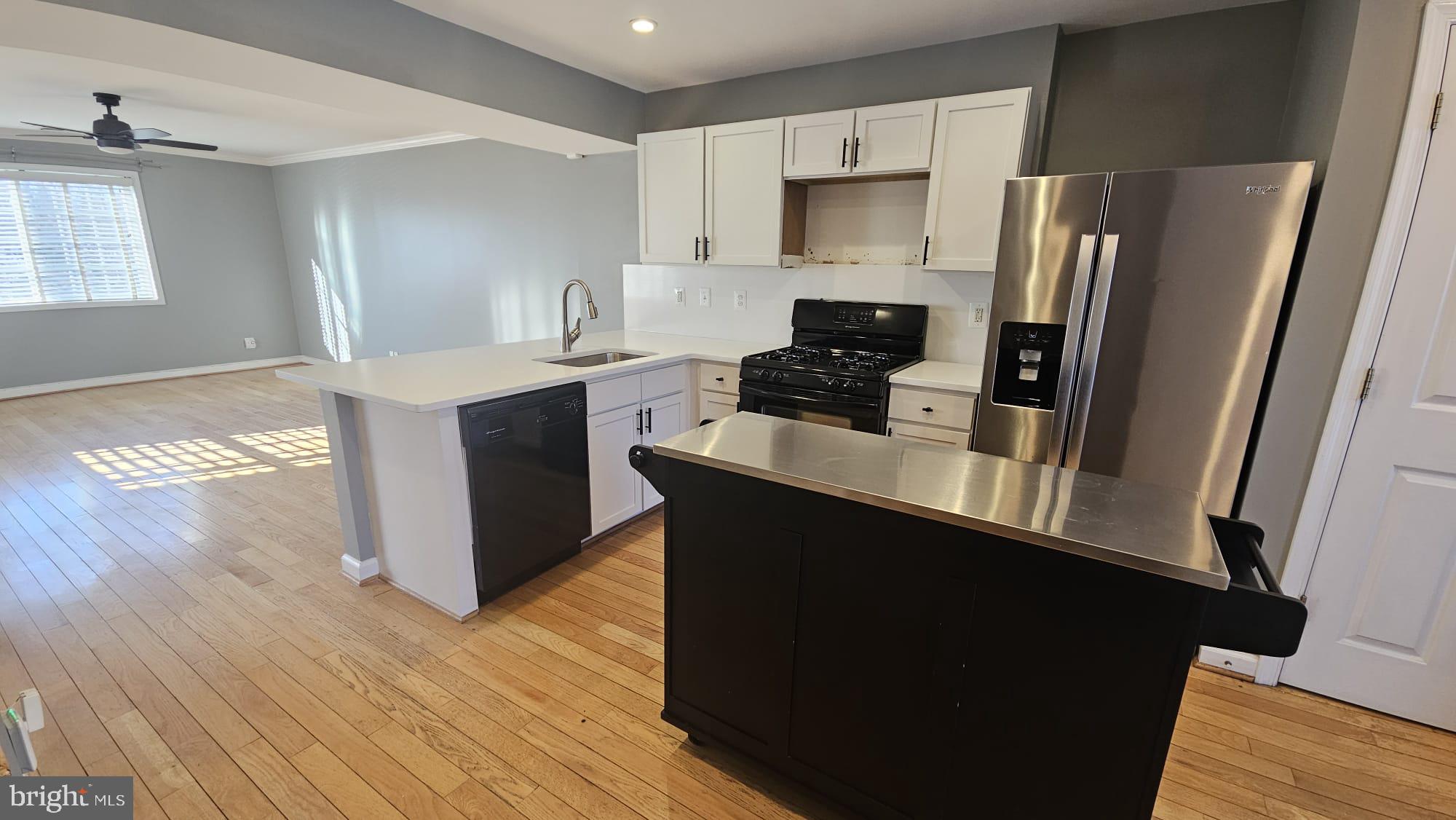 1435 N VAN DORN STREET C