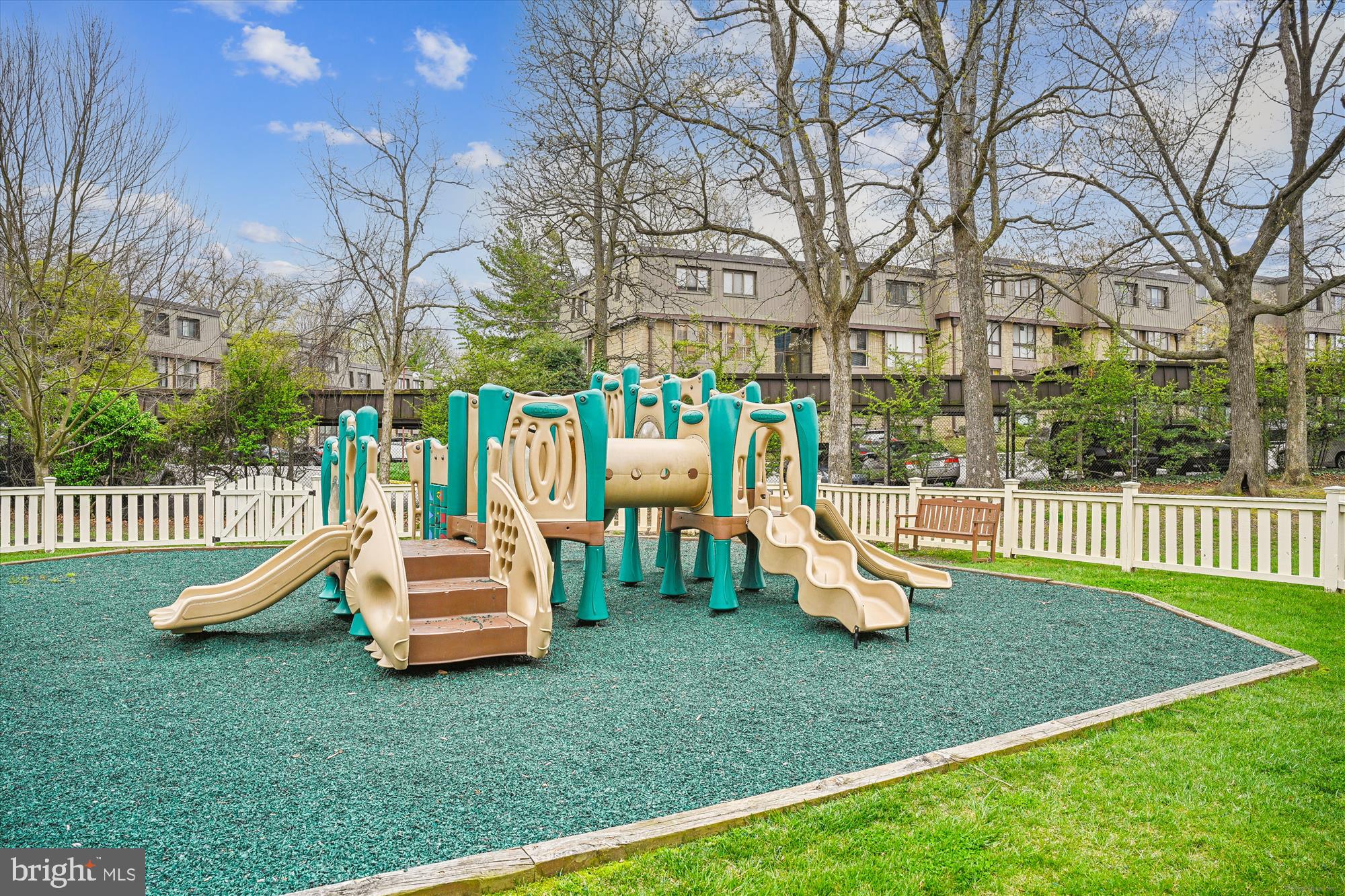 PARKSIDE AT ALEXANDRIA - Residential