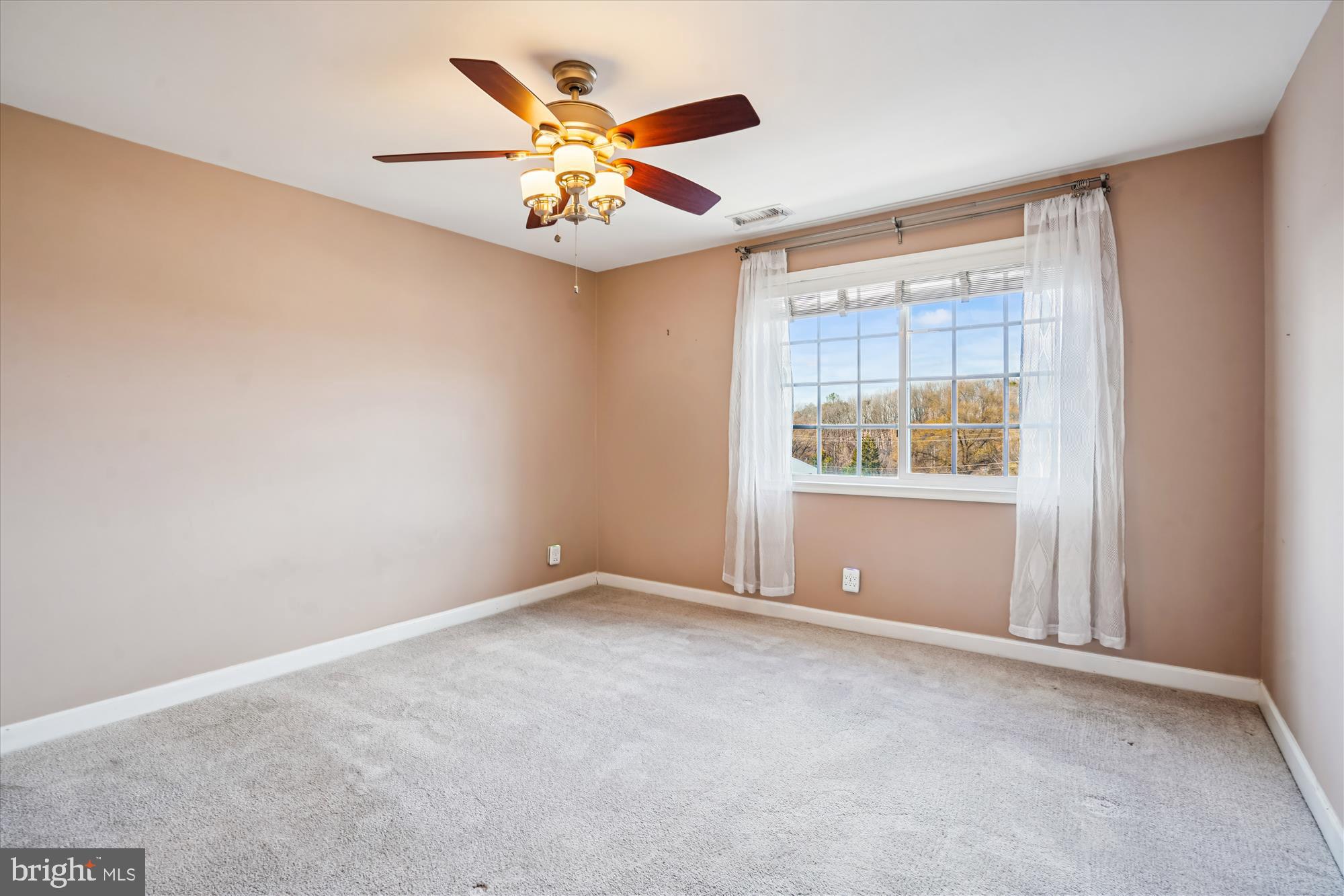 PARKSIDE AT ALEXANDRIA - Residential