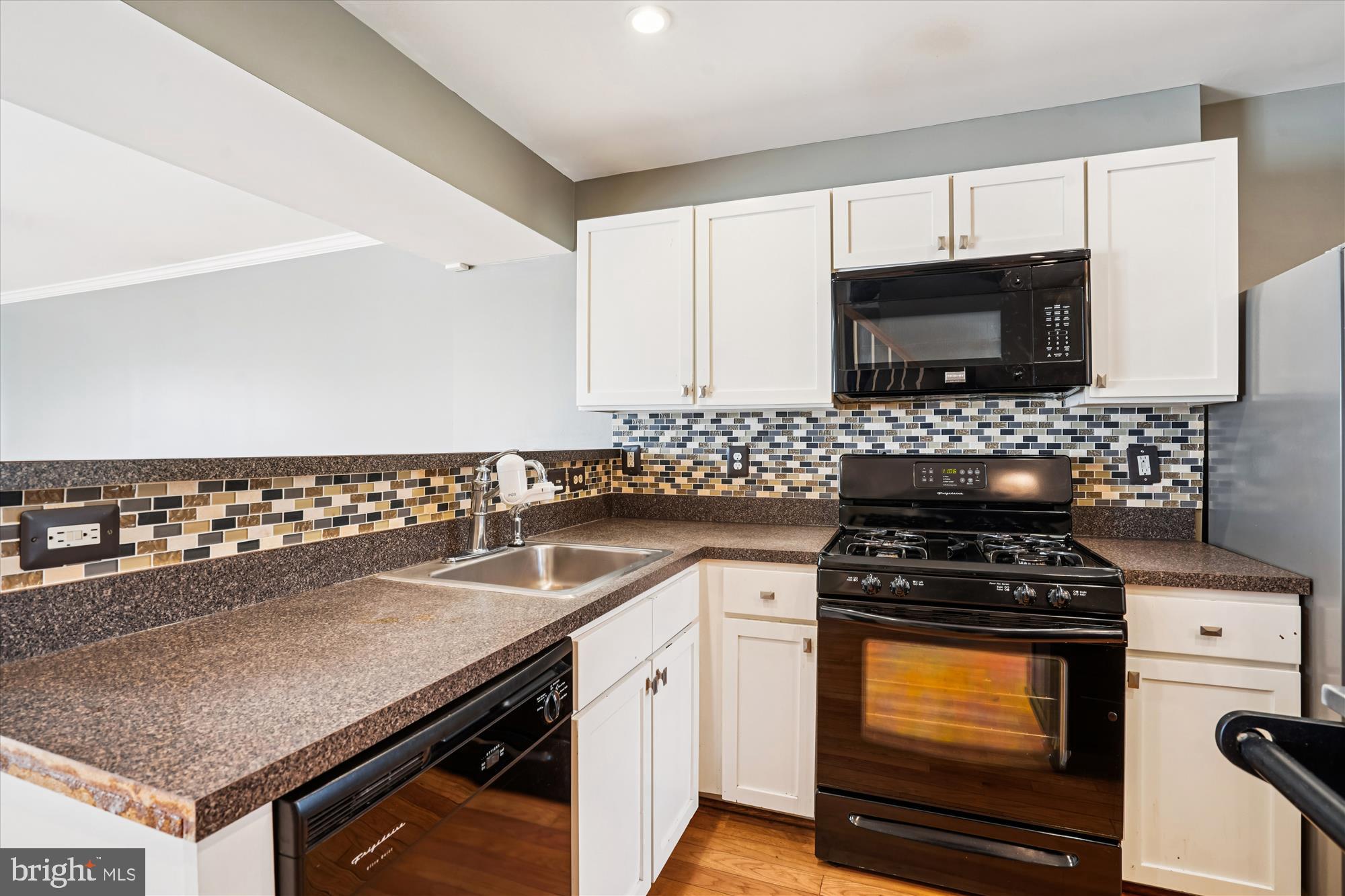 PARKSIDE AT ALEXANDRIA - Residential