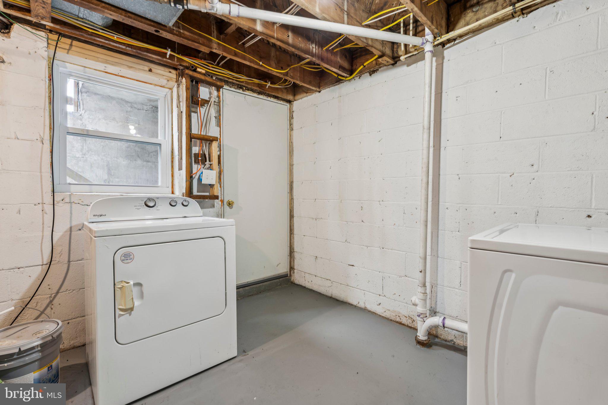 NORTH POINT VILLAGE - Residential