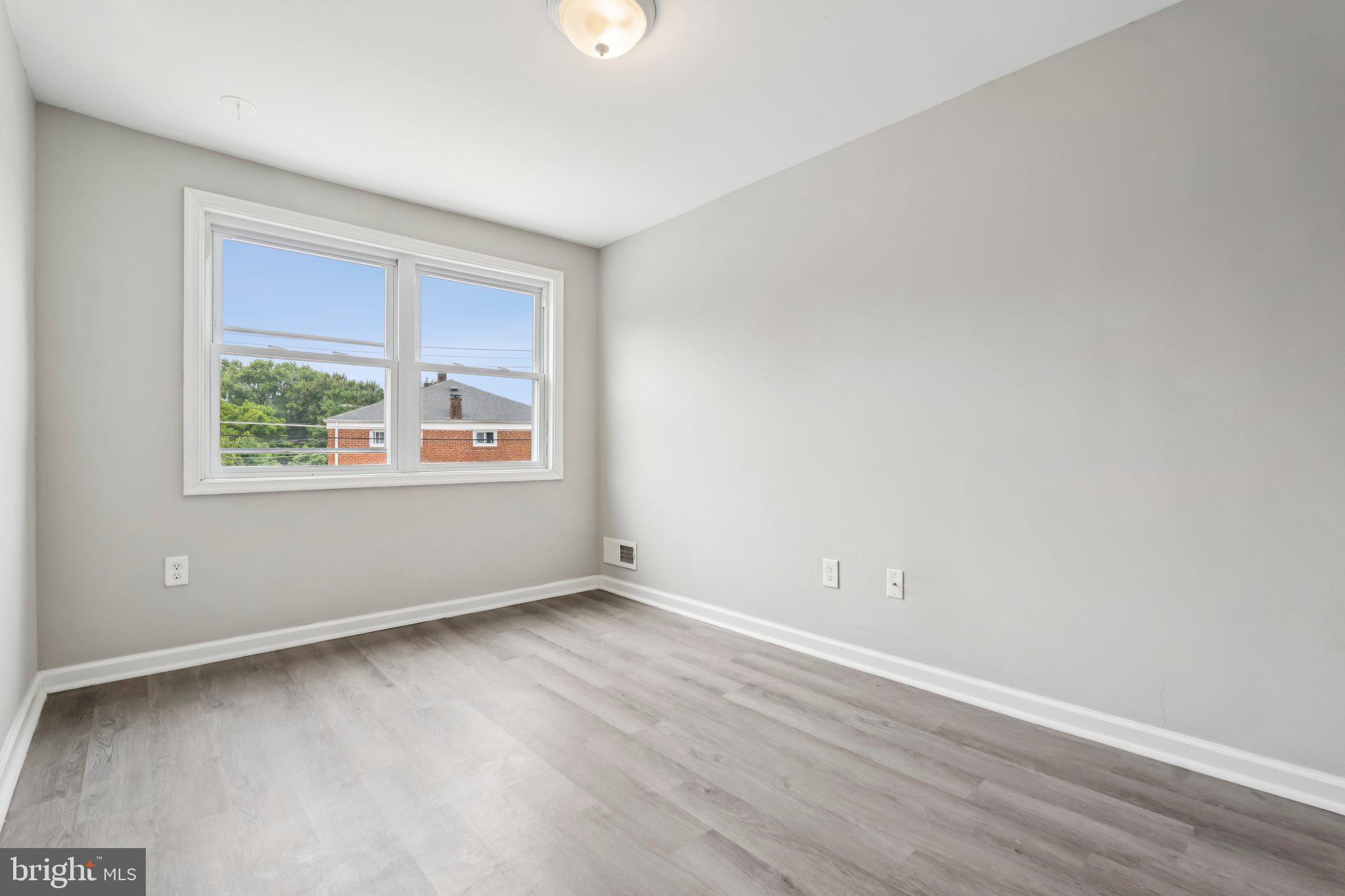 NORTH POINT VILLAGE - Residential