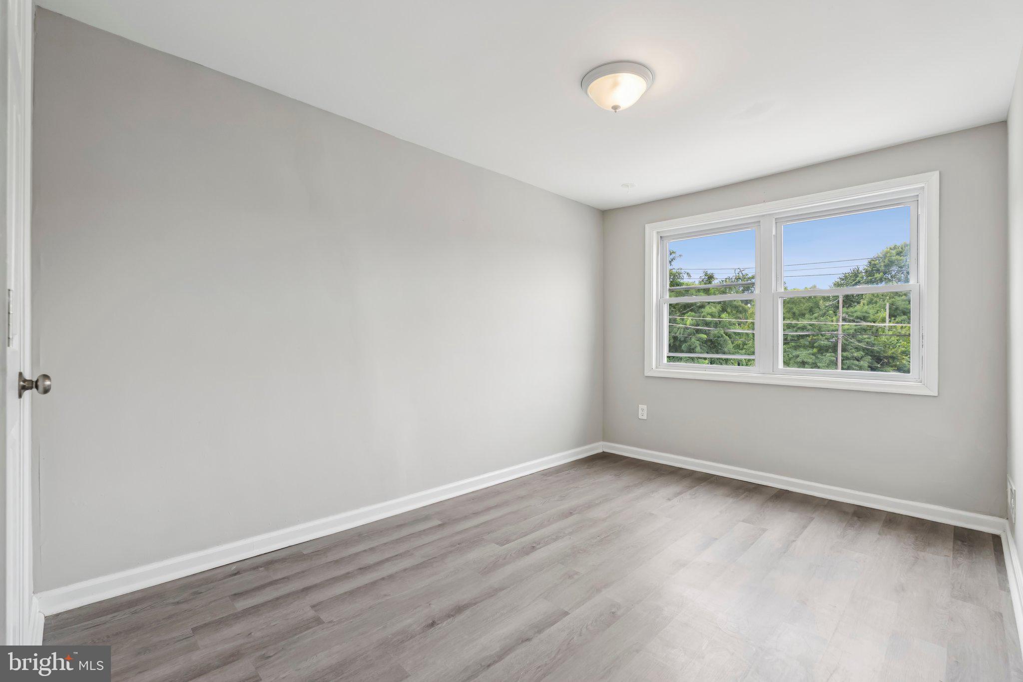 NORTH POINT VILLAGE - Residential