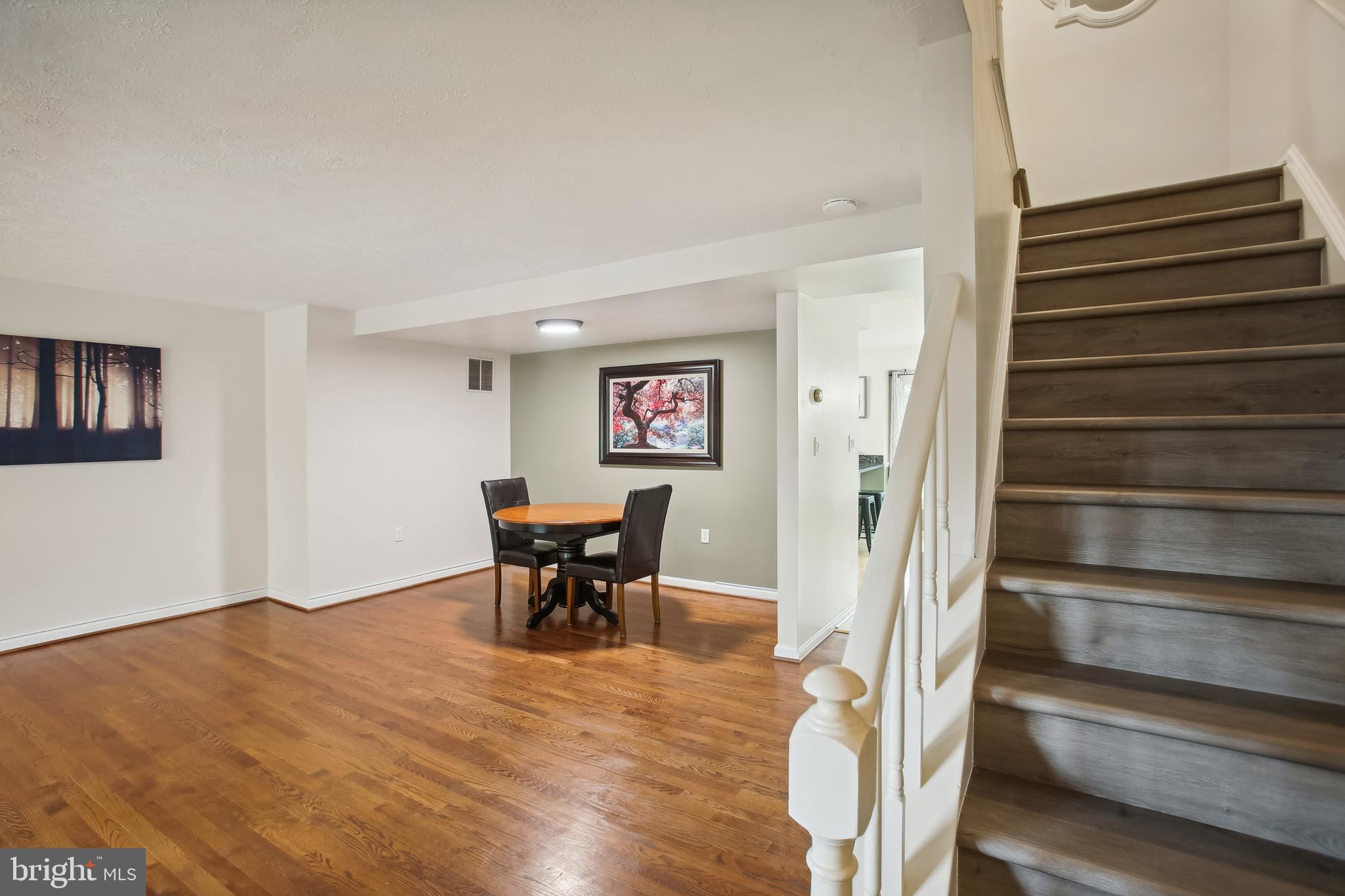 COLONY VILLAGE - Residential