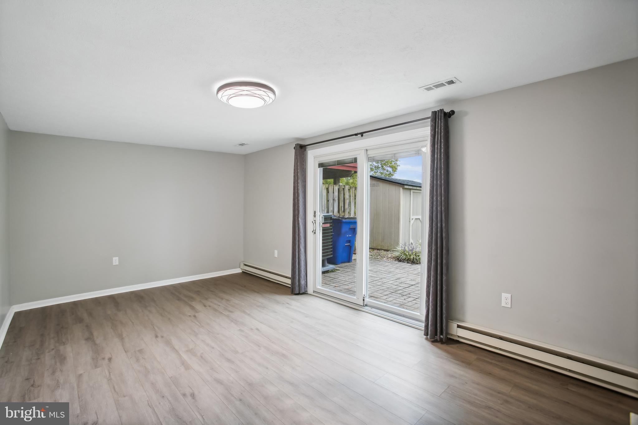 COLONY VILLAGE - Residential