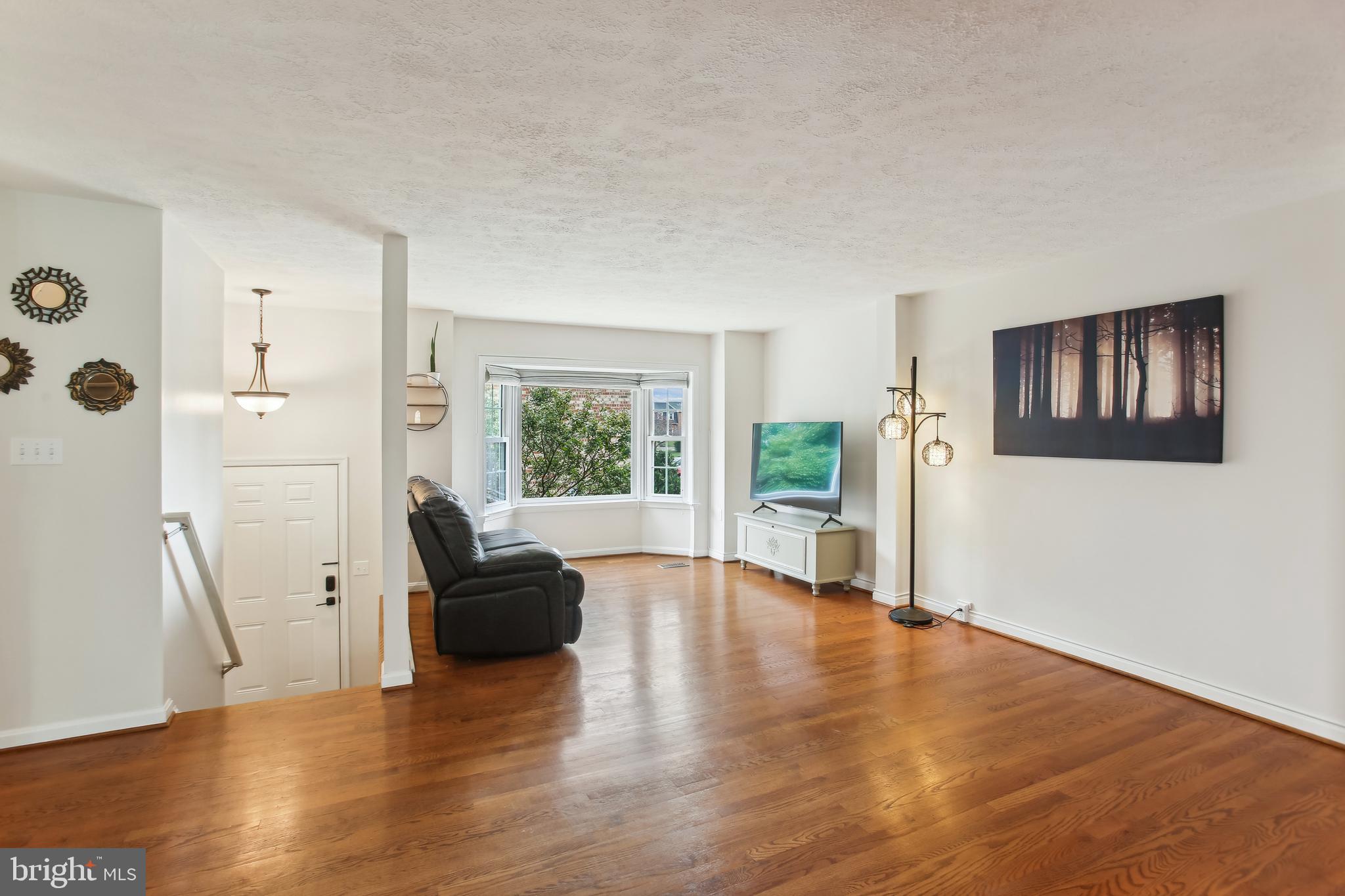 COLONY VILLAGE - Residential