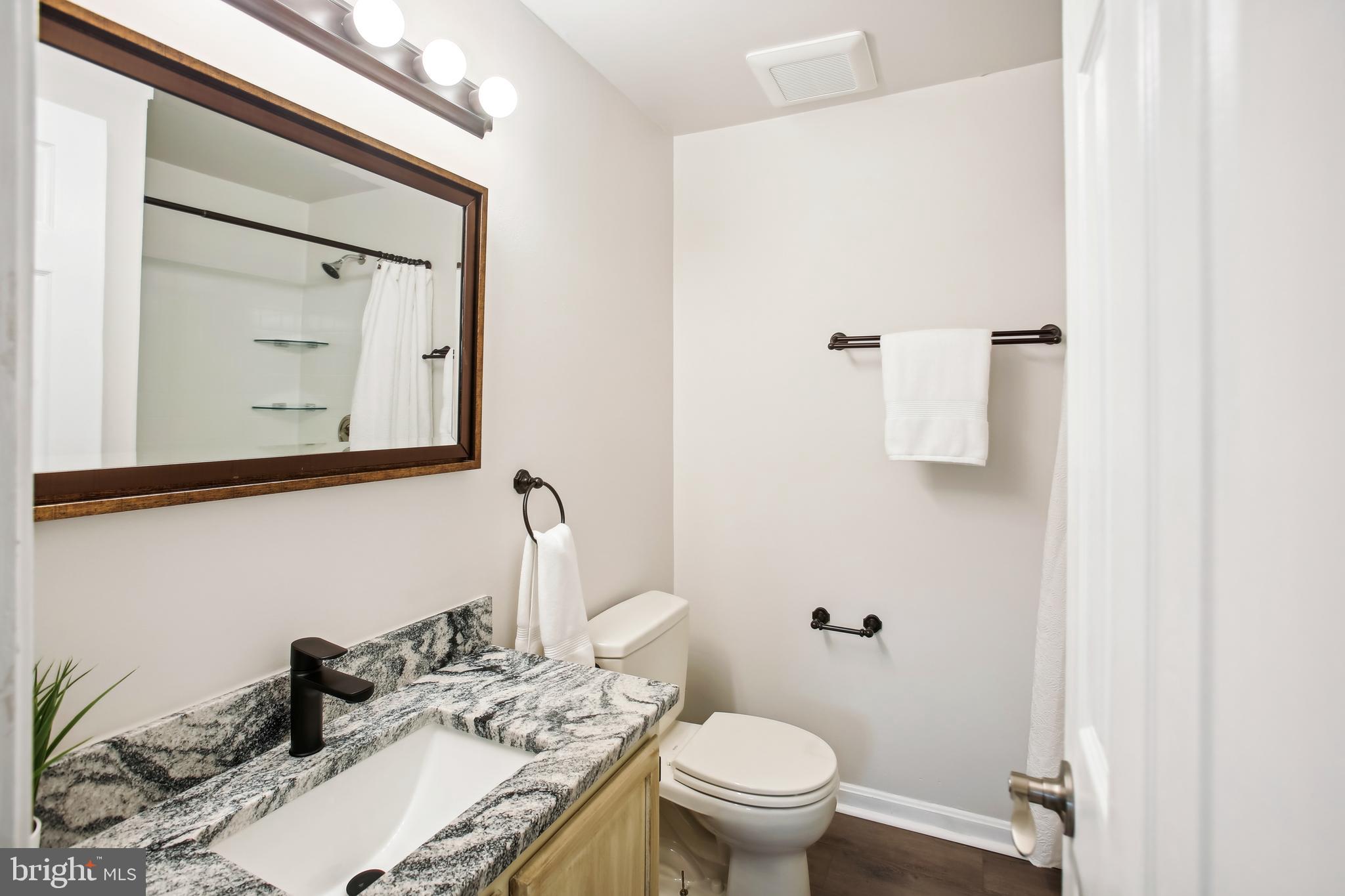 COLONY VILLAGE - Residential