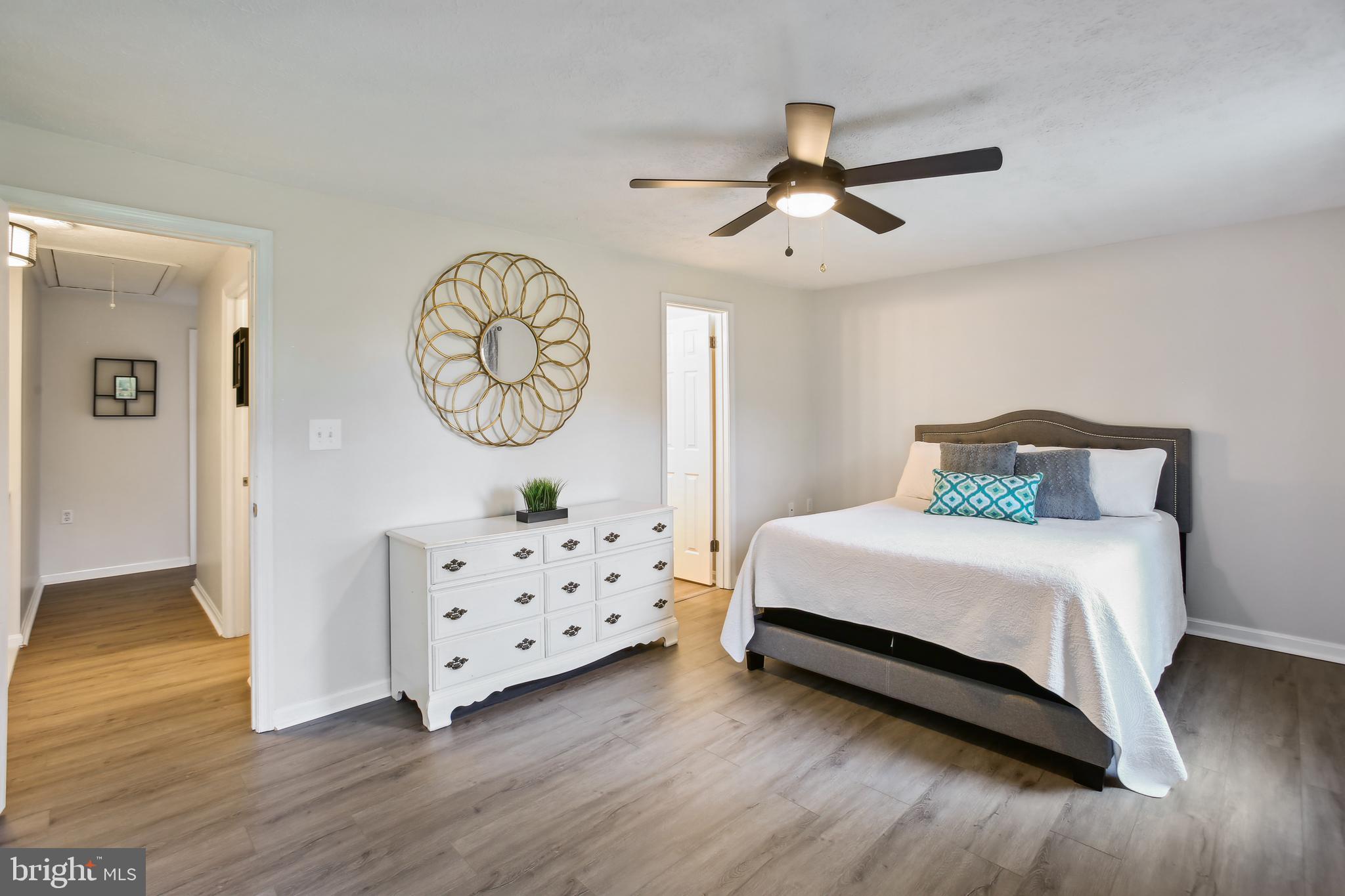 COLONY VILLAGE - Residential