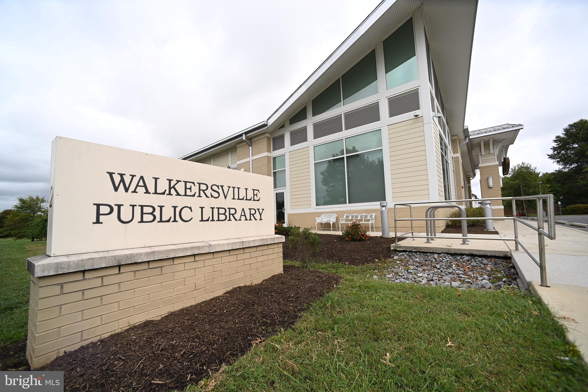 COLONY VILLAGE - Residential