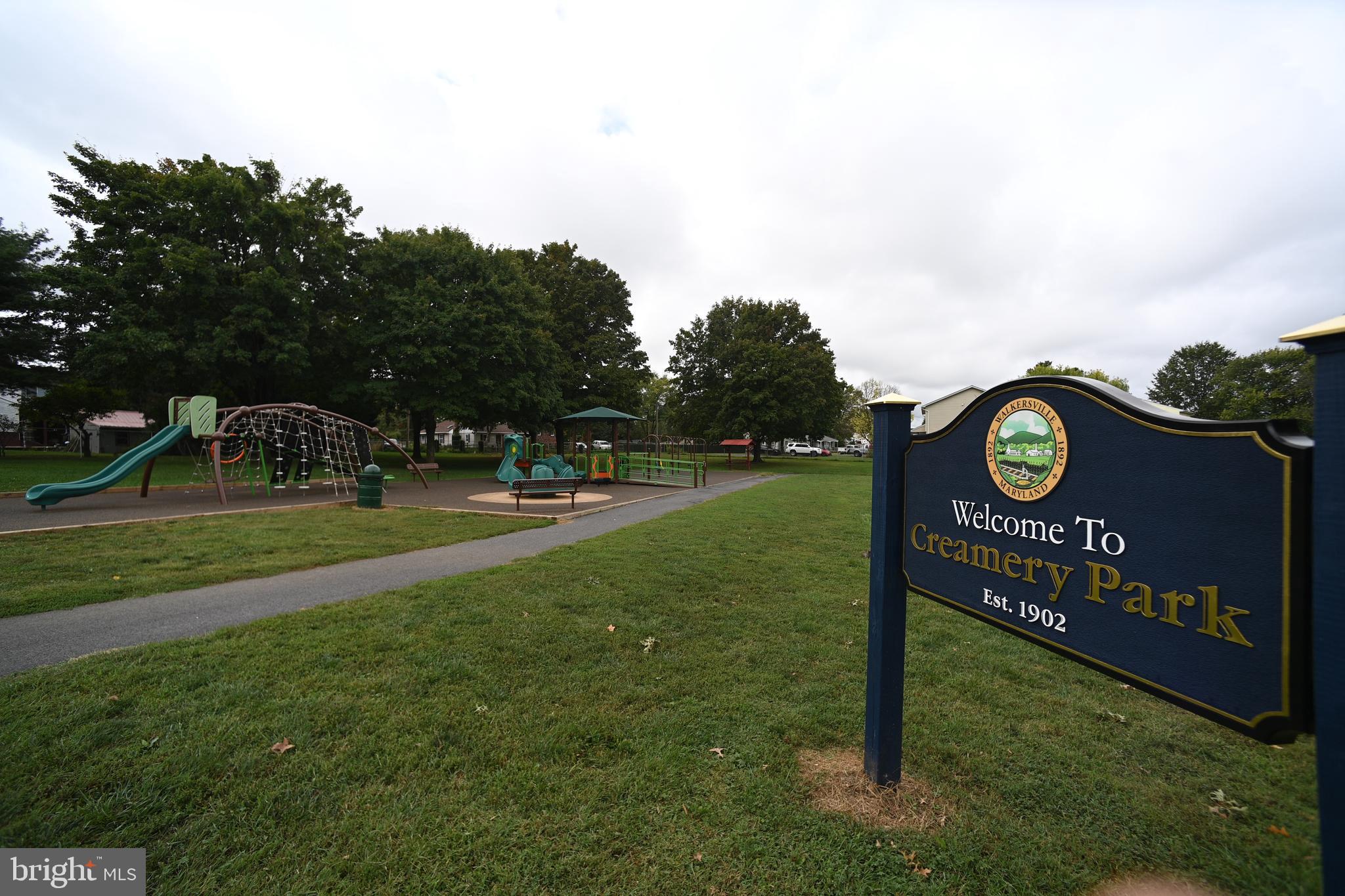 COLONY VILLAGE - Residential