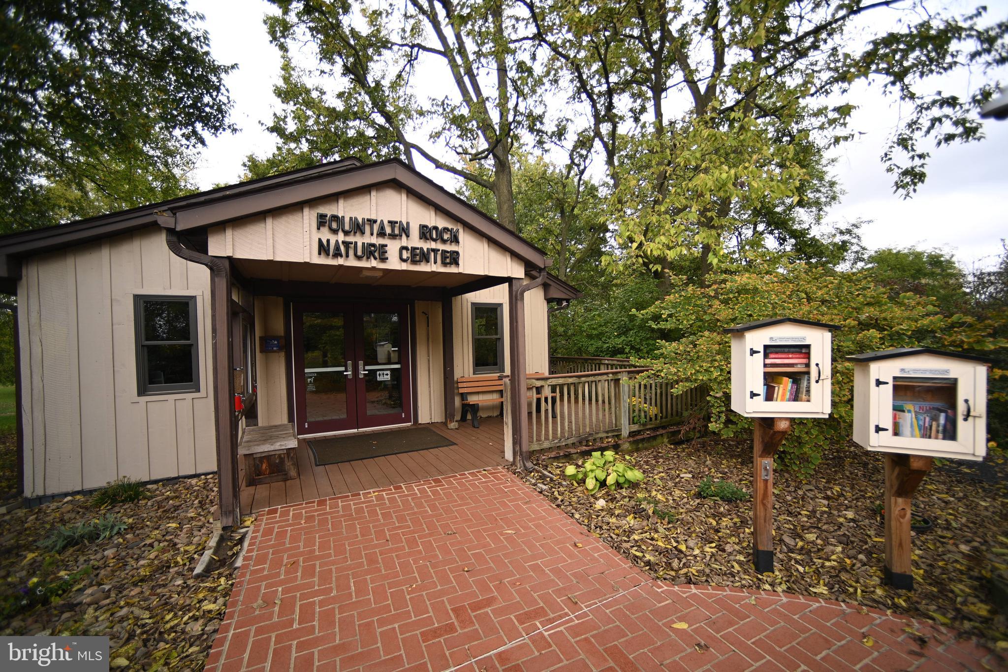 COLONY VILLAGE - Residential