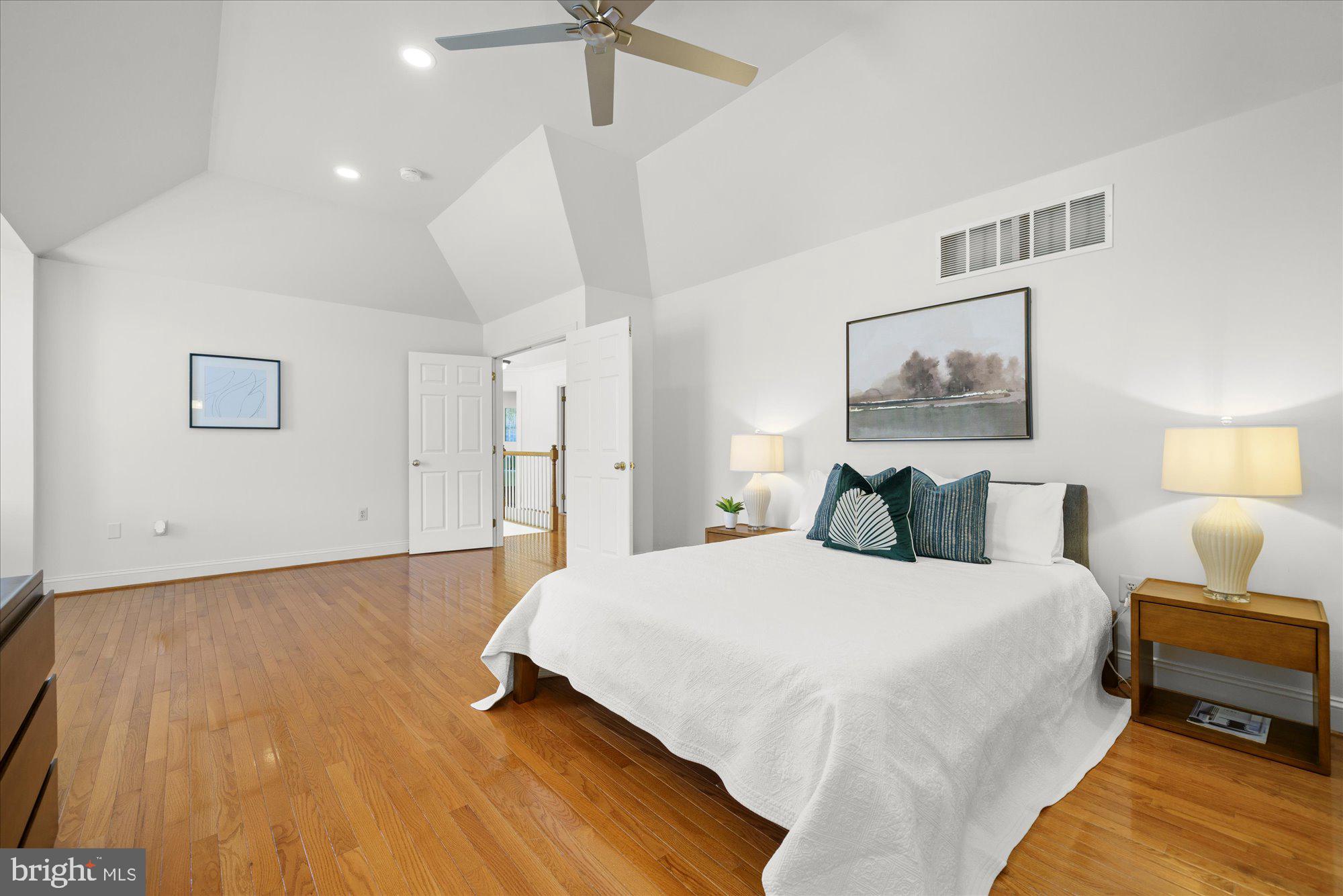 THE RESERVE AT KNA - Residential