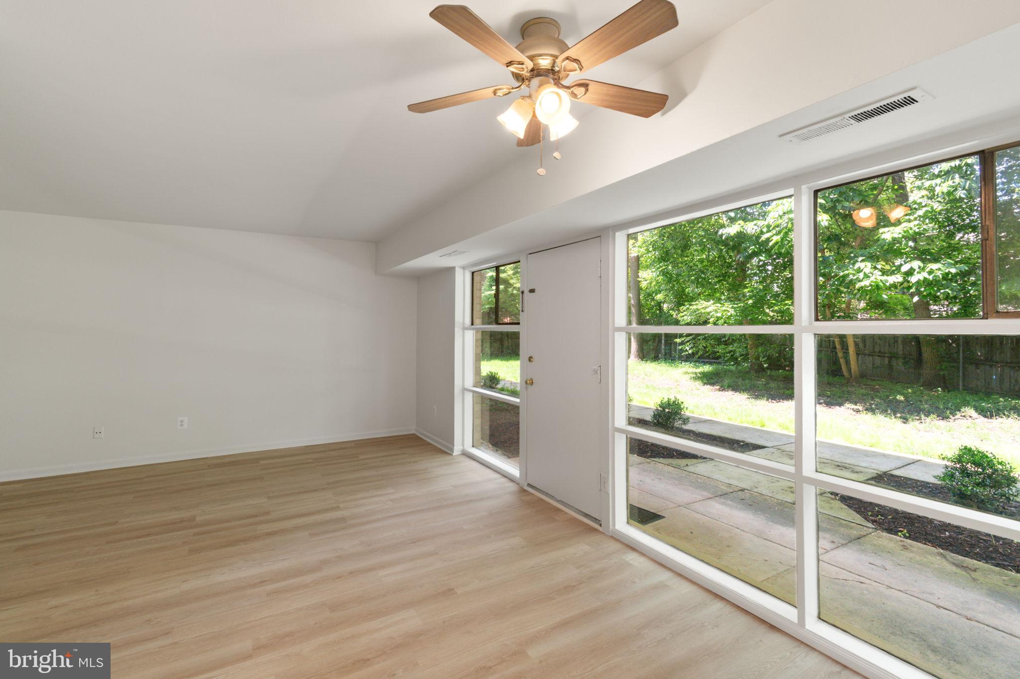 4931 AMERICANA DRIVE 4931B