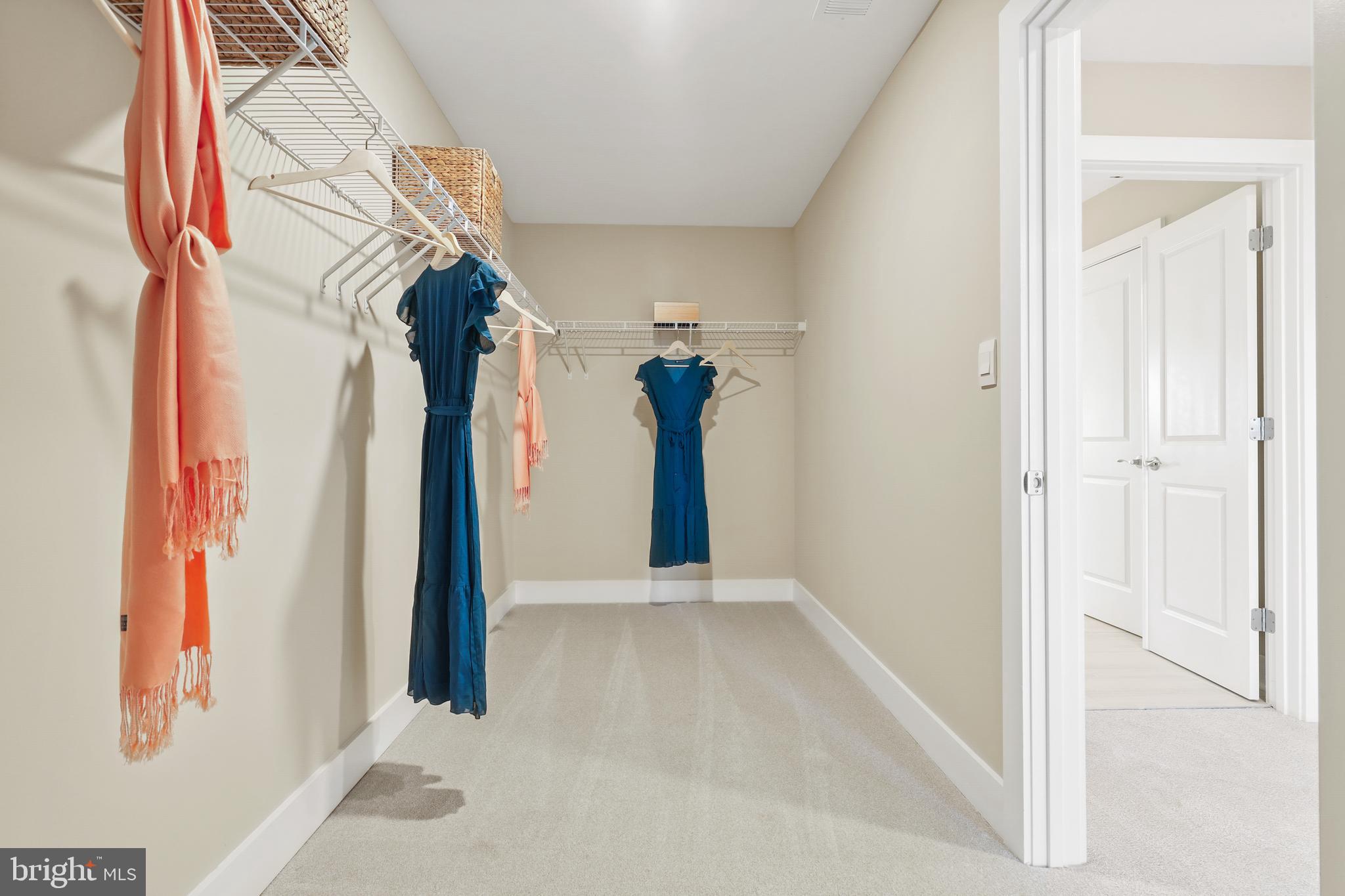 SENECA FARM - Residential