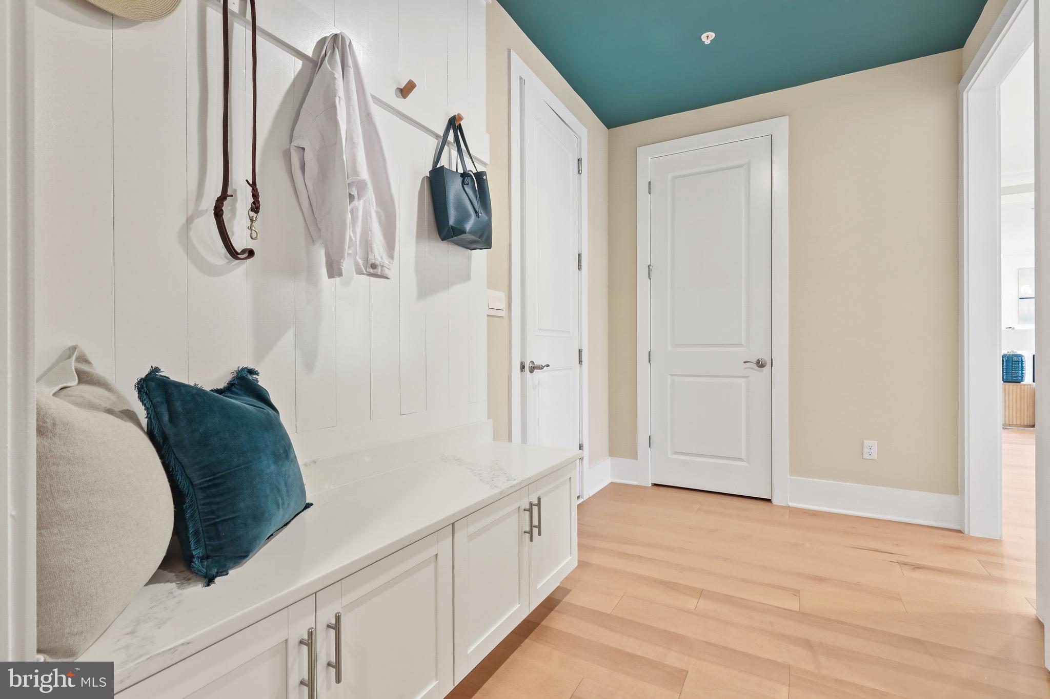 SENECA FARM - Residential