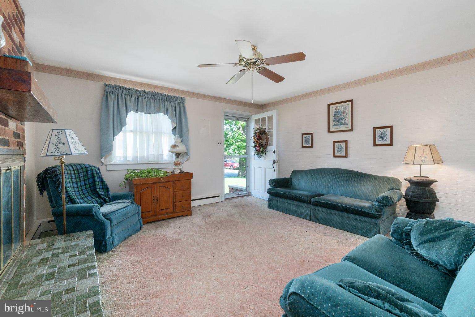 RIVIERA BEACH - Residential