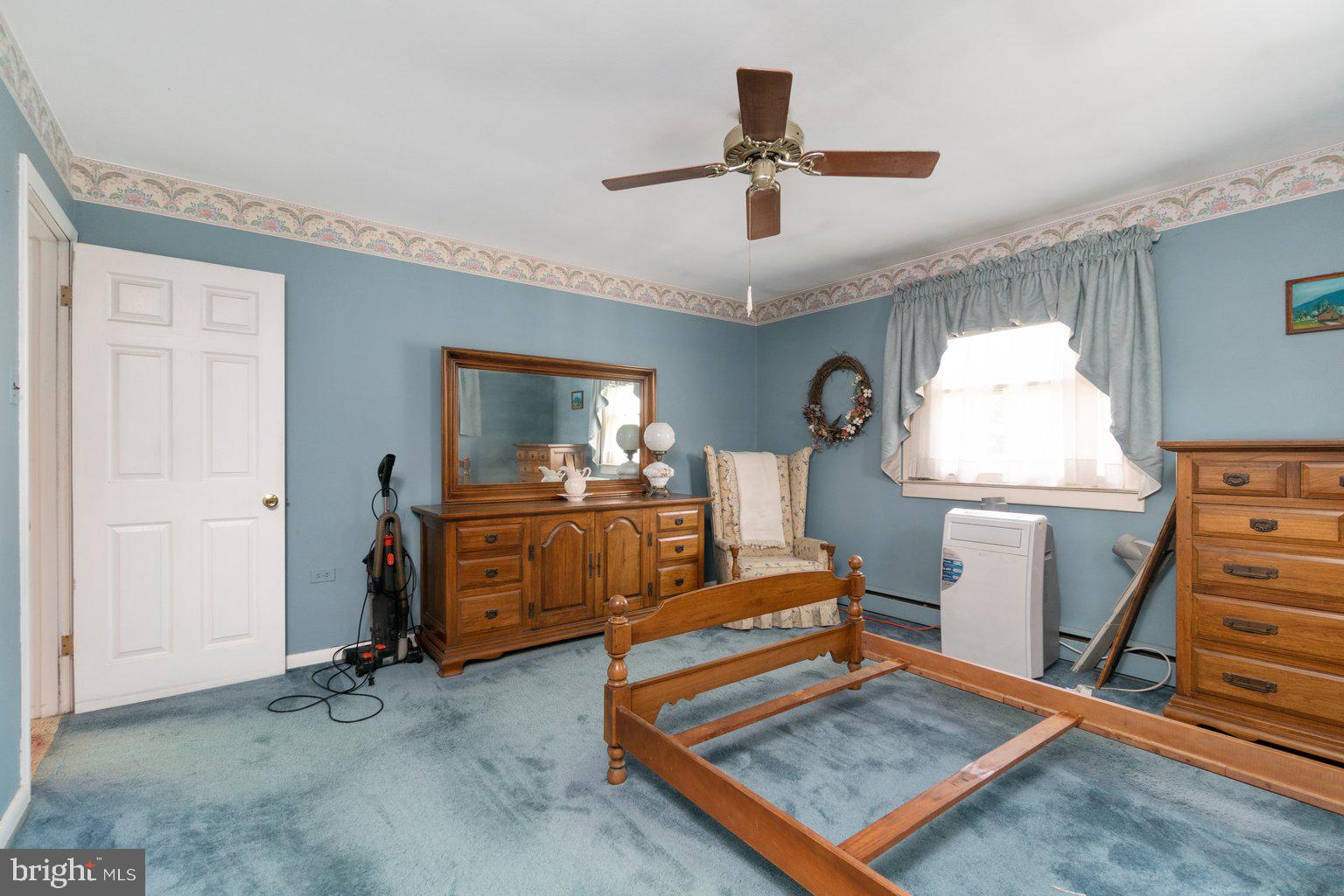 RIVIERA BEACH - Residential