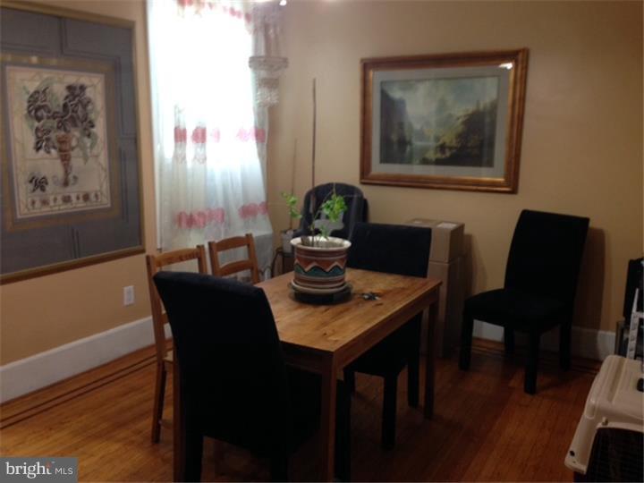 OXFORD CIRCLE - Residential