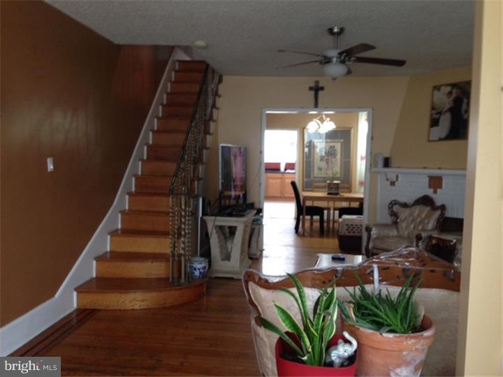 OXFORD CIRCLE - Residential