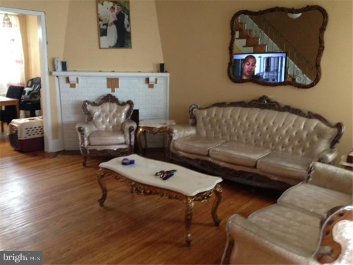 OXFORD CIRCLE - Residential