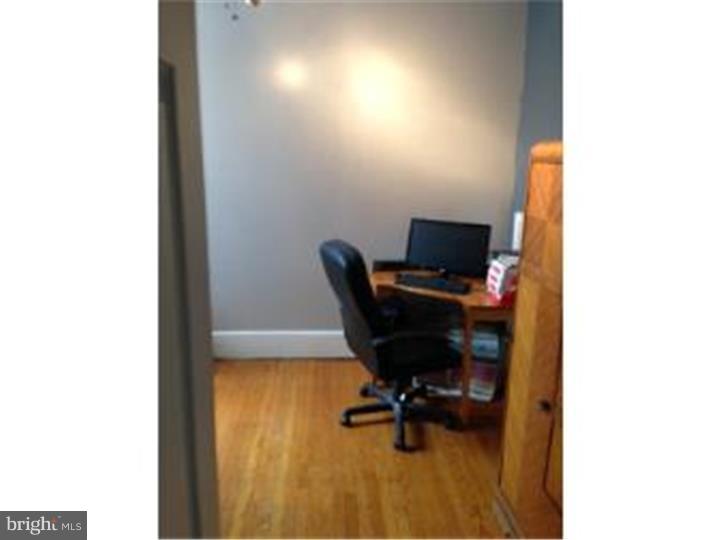 OXFORD CIRCLE - Residential