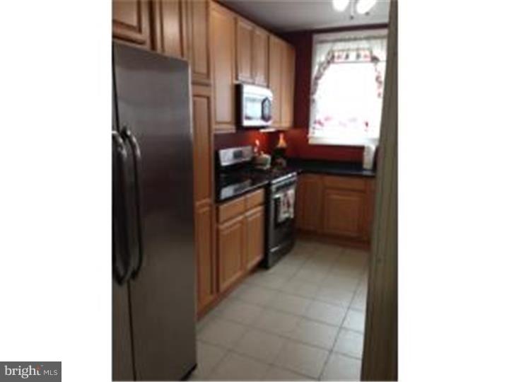 OXFORD CIRCLE - Residential