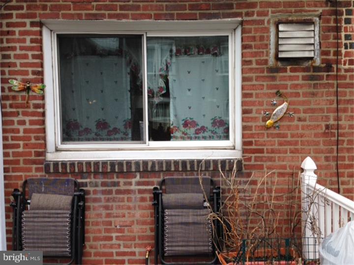 OXFORD CIRCLE - Residential