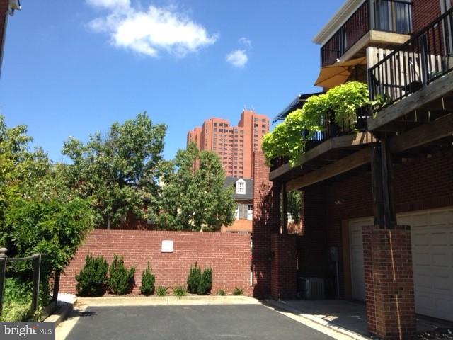 FEDERAL HILL HISTORIC DISTRICT - Residential Lease