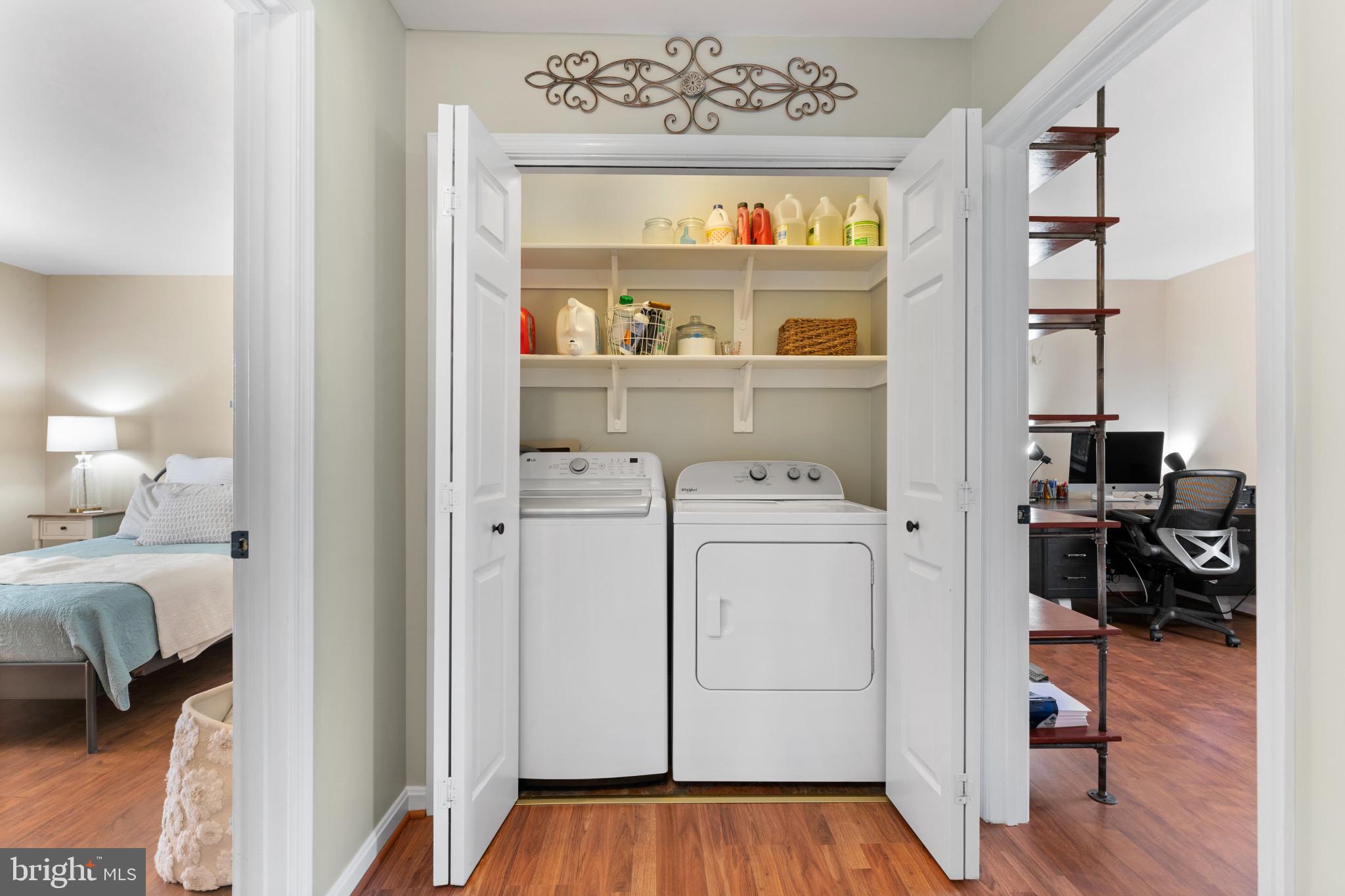 BLUFF POINT - Residential